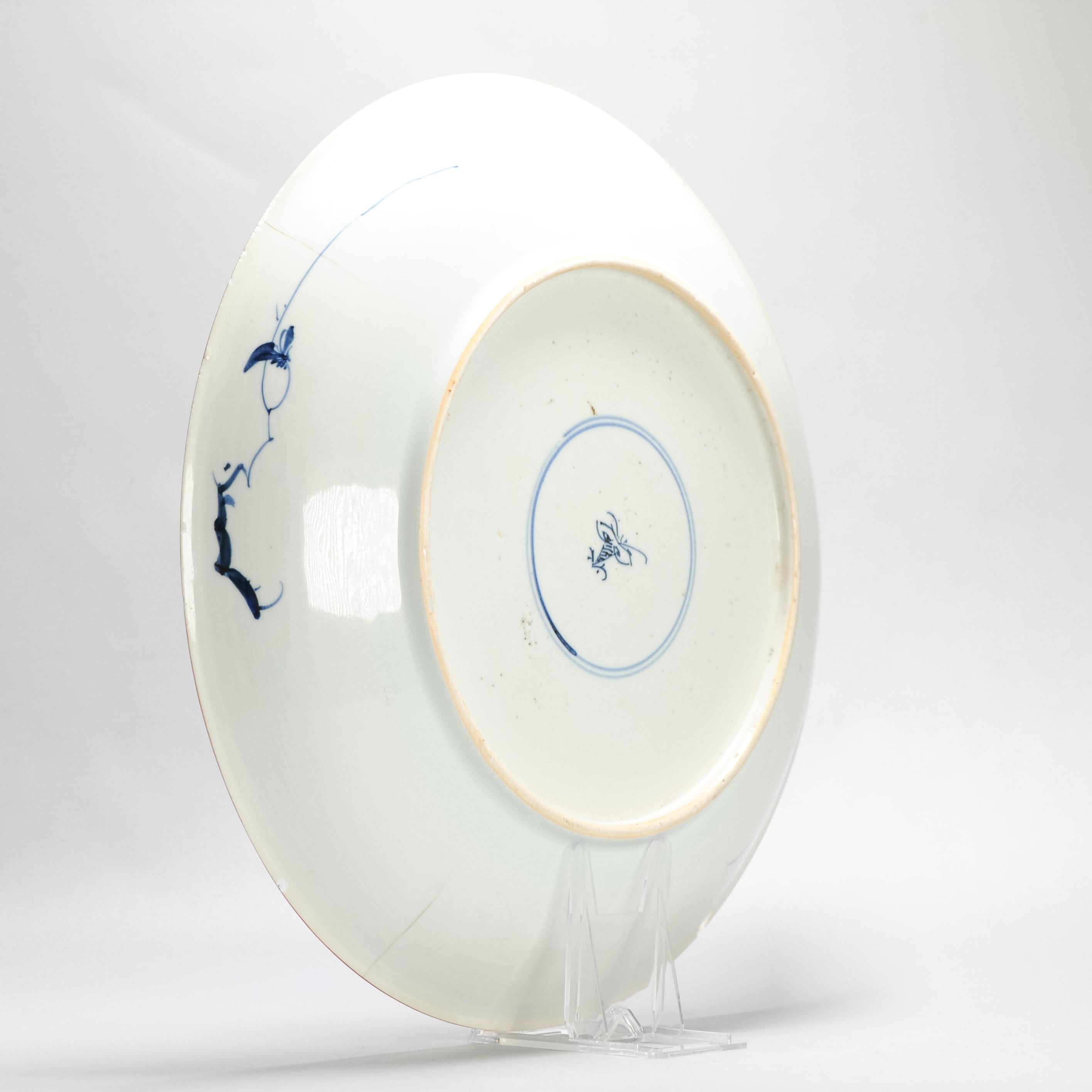 Gran Cargador Antiguo de Porcelana China Kangxi con Peonía y Gamuza Marcado en venta 5