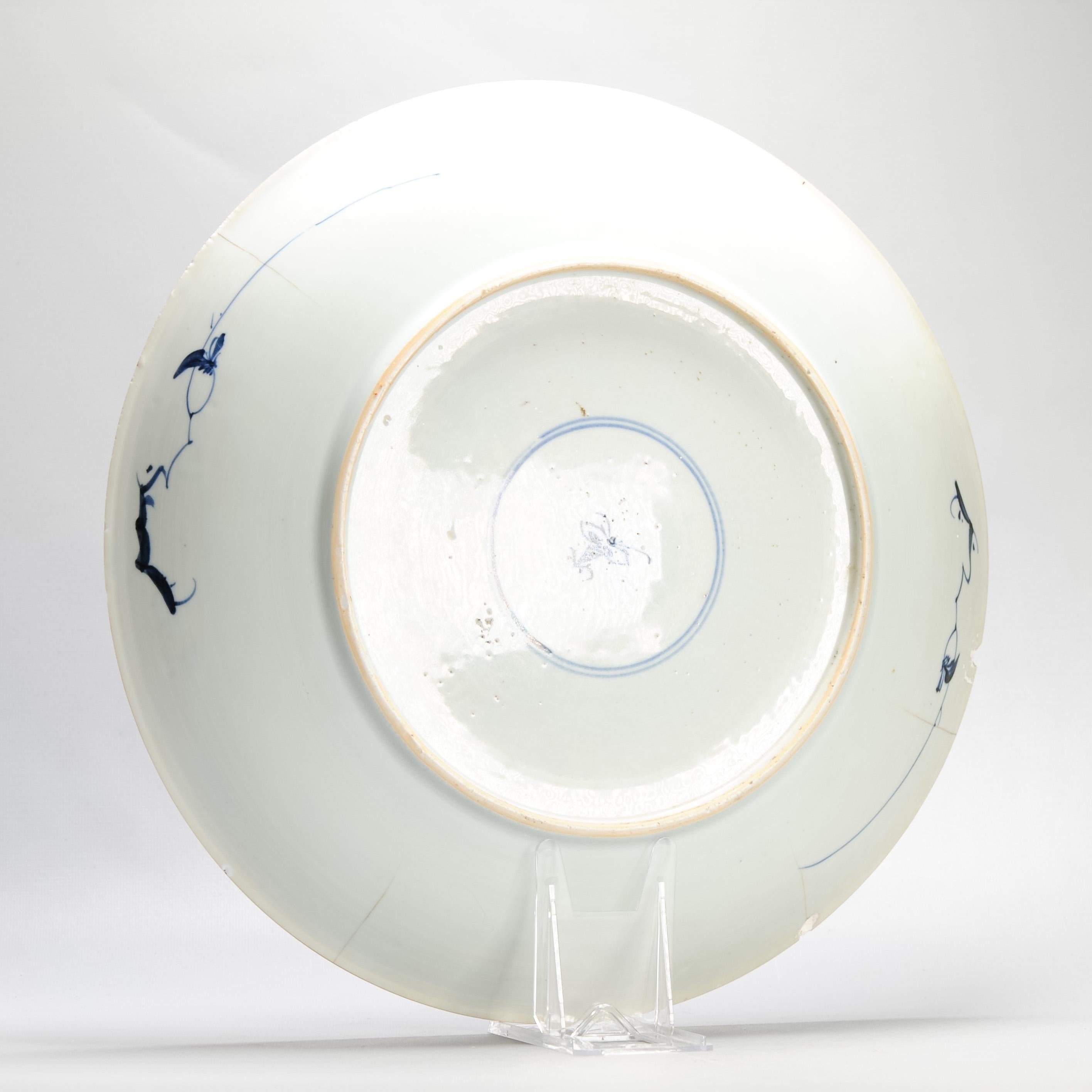 Gran Cargador Antiguo de Porcelana China Kangxi con Peonía y Gamuza Marcado en venta 12