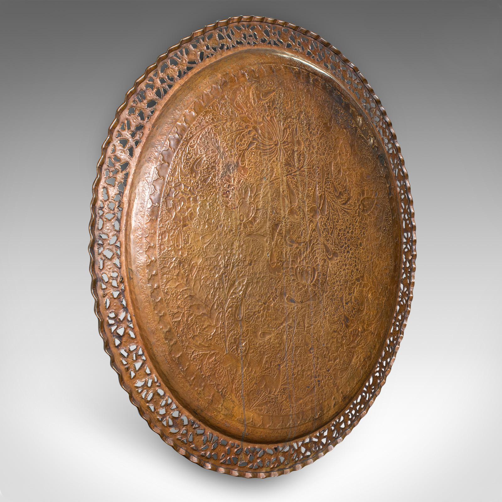 Grande vassoio da portata antico Kashmiri, indiano, ottone argentato, piatto, vittoriano in vendita 4