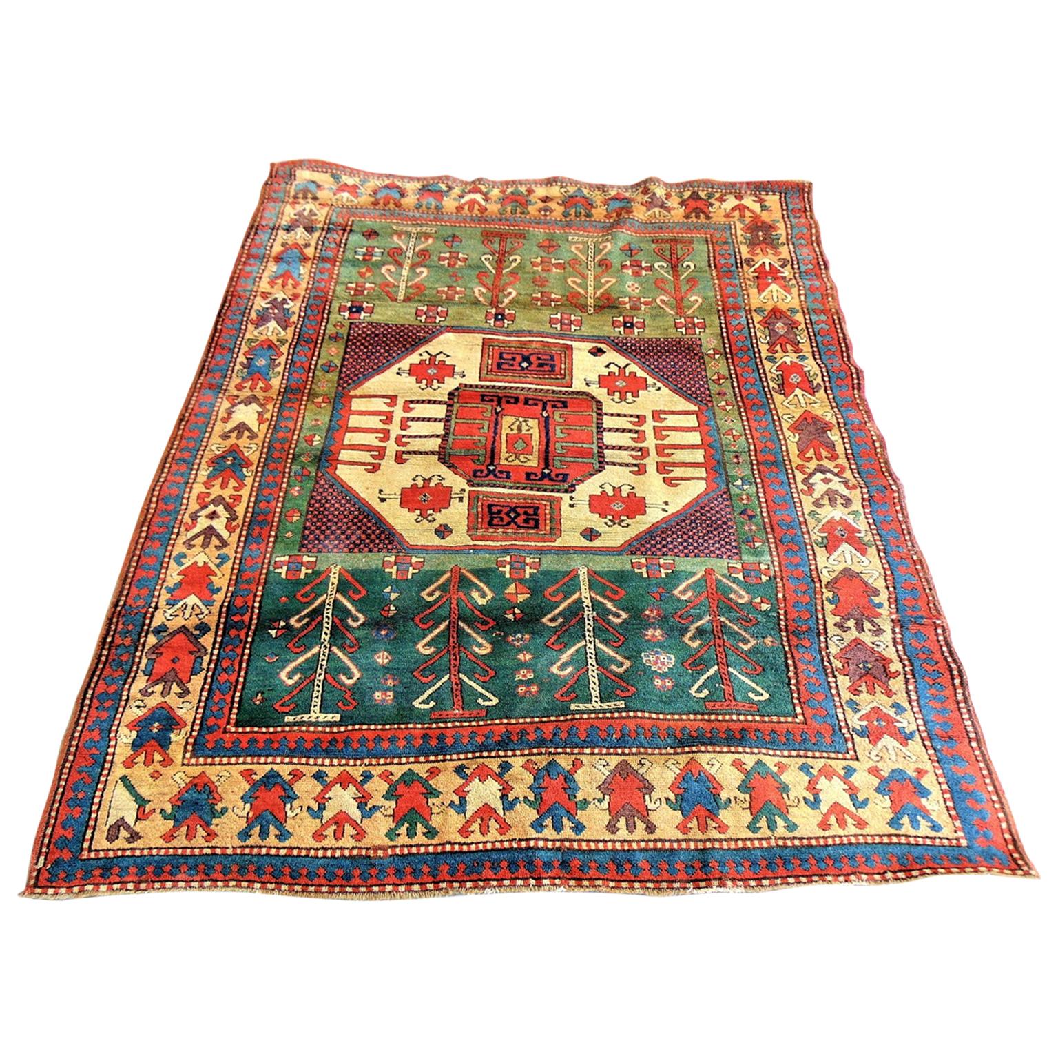 Grand tapis Kazak Karachopf ancien du 19ème siècle, noué à la main, vert, bleu, rouge et beige