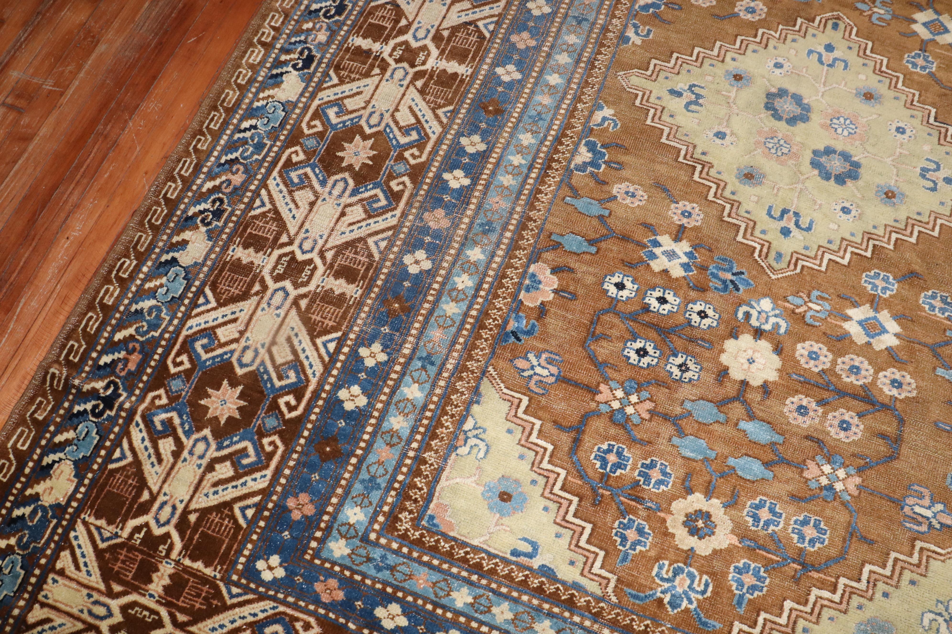 Großer antiker Khotan-Teppich im Angebot 4