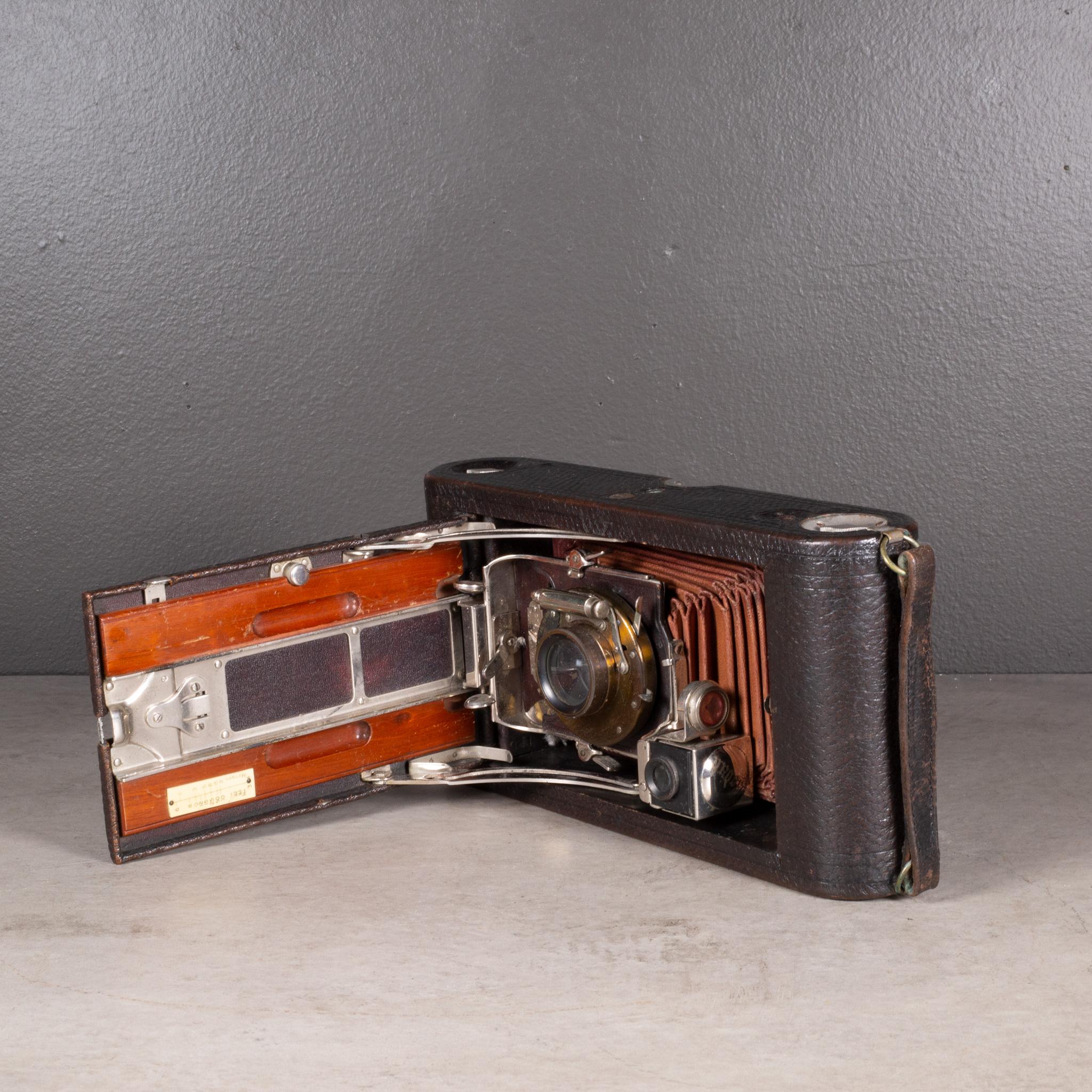 Large Kodak Folding No. 3A Camera with Mahogany Inlay c.1903 (FREE SHIPPING) In Good Condition For Sale In San Francisco, CA
