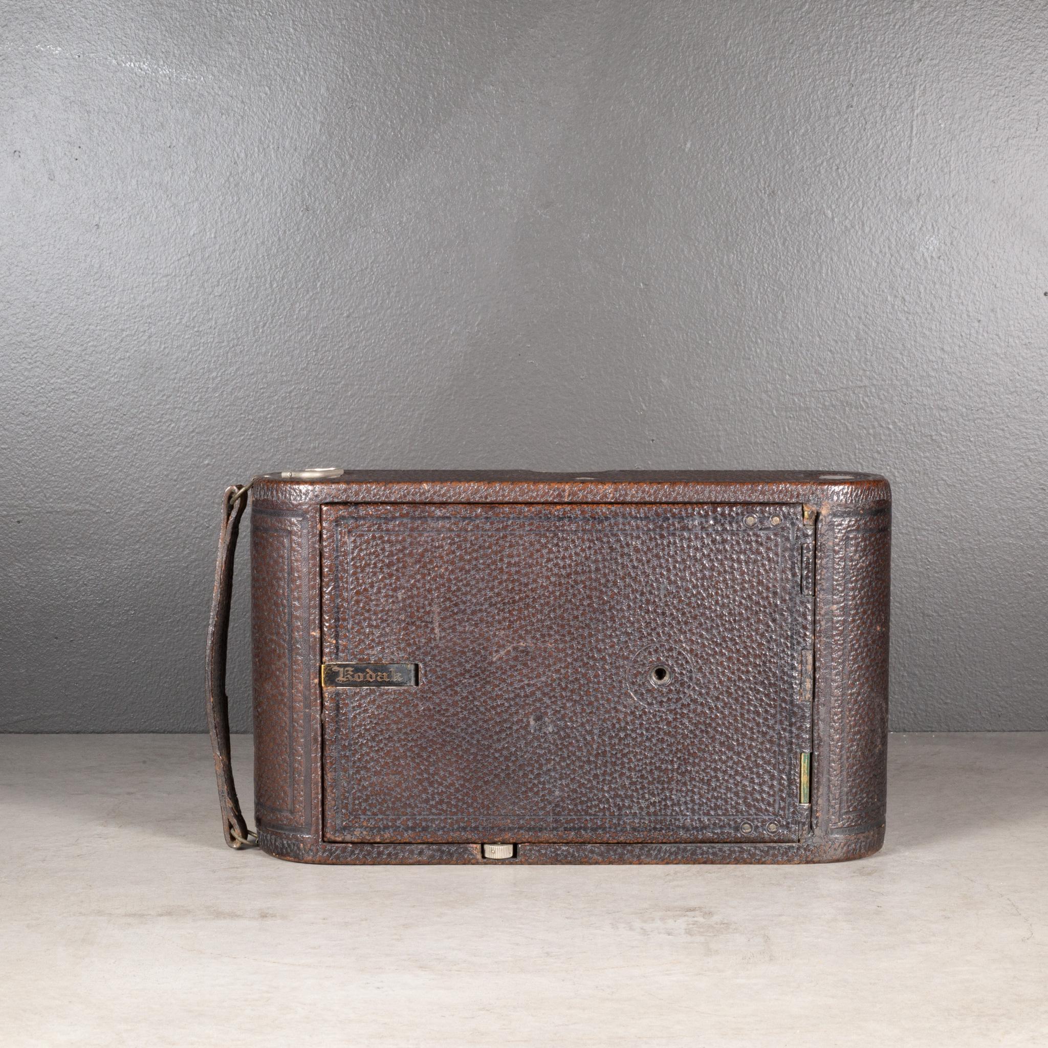 Large Kodak Folding No. 3A Camera with Mahogany Inlay c.1910 (FREE SHIPPING) In Good Condition For Sale In San Francisco, CA