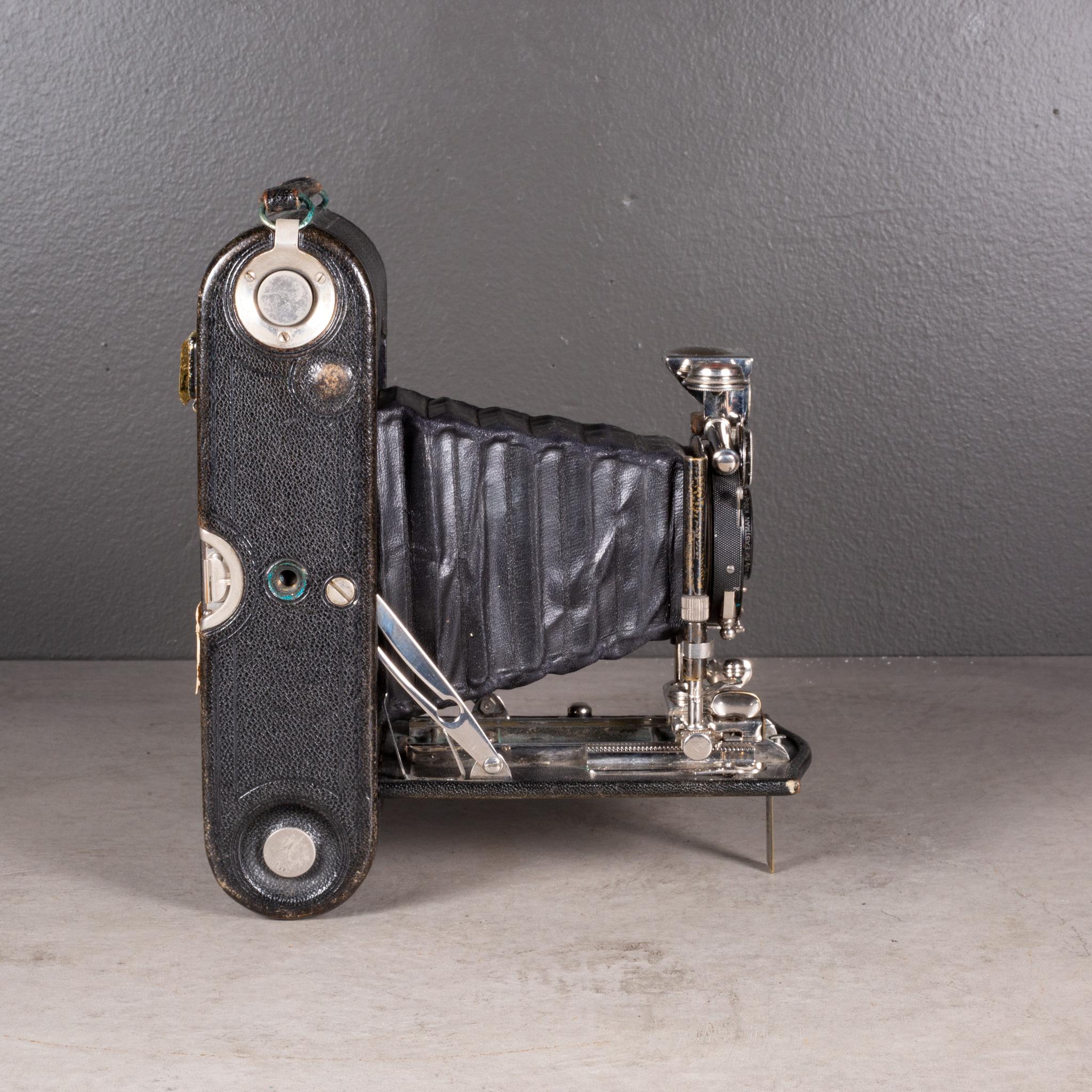 Large Kodak No. 2 Folding Camera with Leather Case c.1903 (FREE SHIPPING) In Good Condition In San Francisco, CA