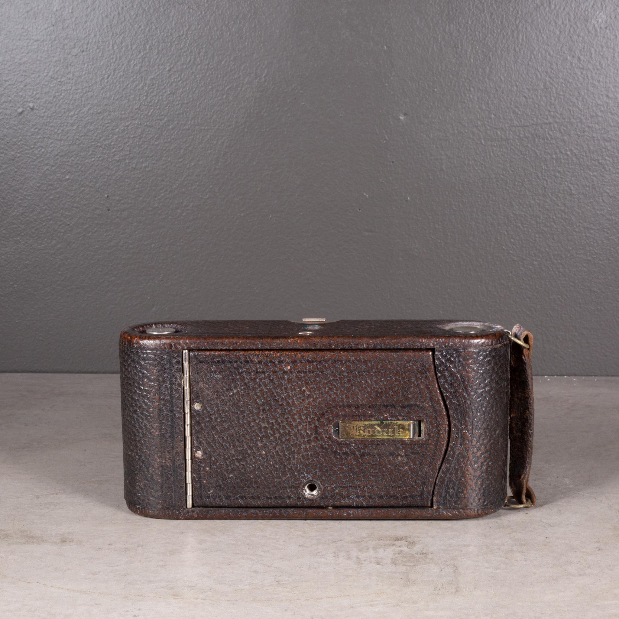 Large Kodak No. 2C Folding Pocket Camera/Leather Case c.1914 (FREE SHIPPING) For Sale 1