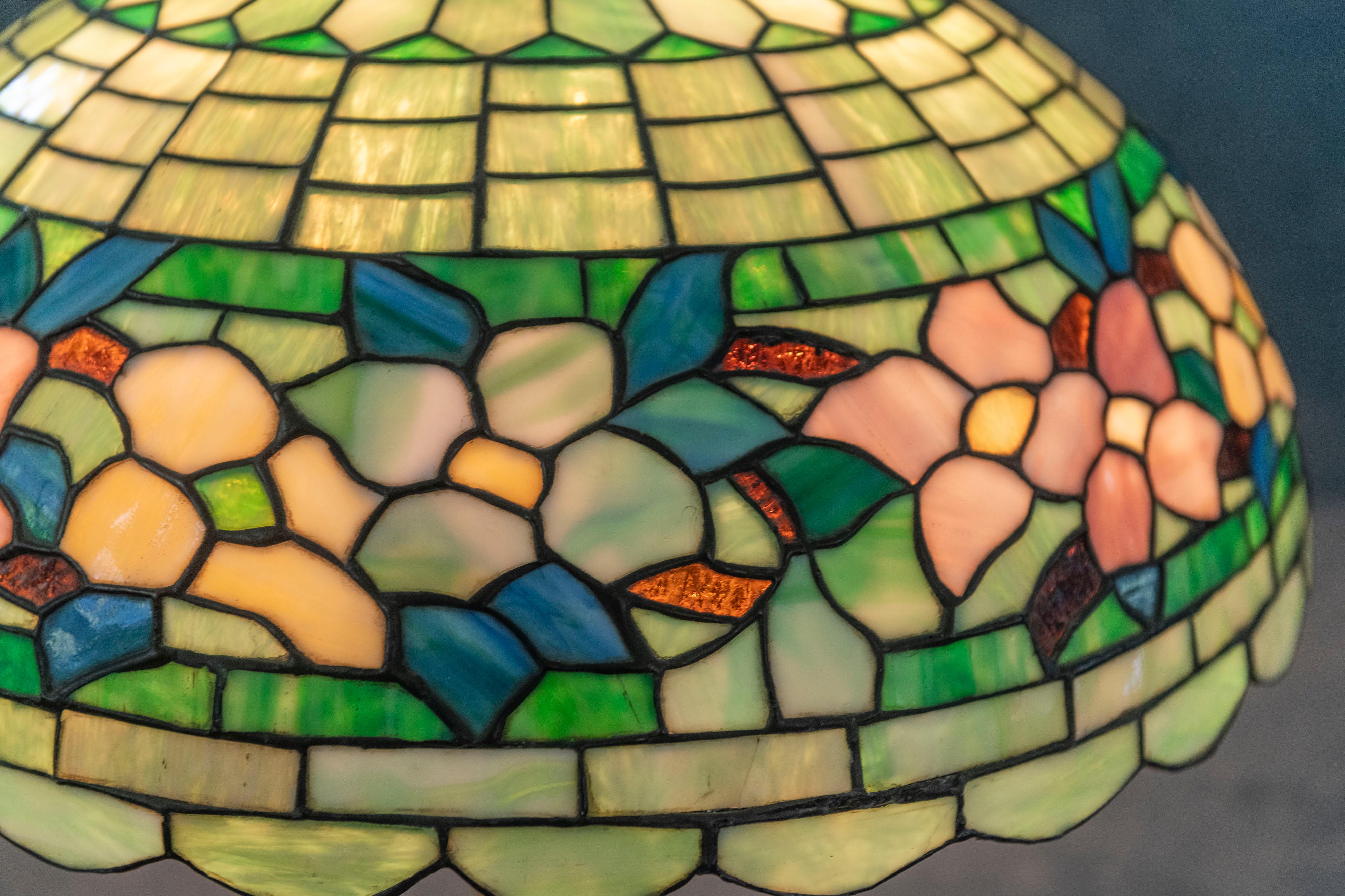 Art Nouveau Large Antique Leaded Glass Table Lamp by Wilkinson Co. B'klyn N.Y ca. 1910 For Sale