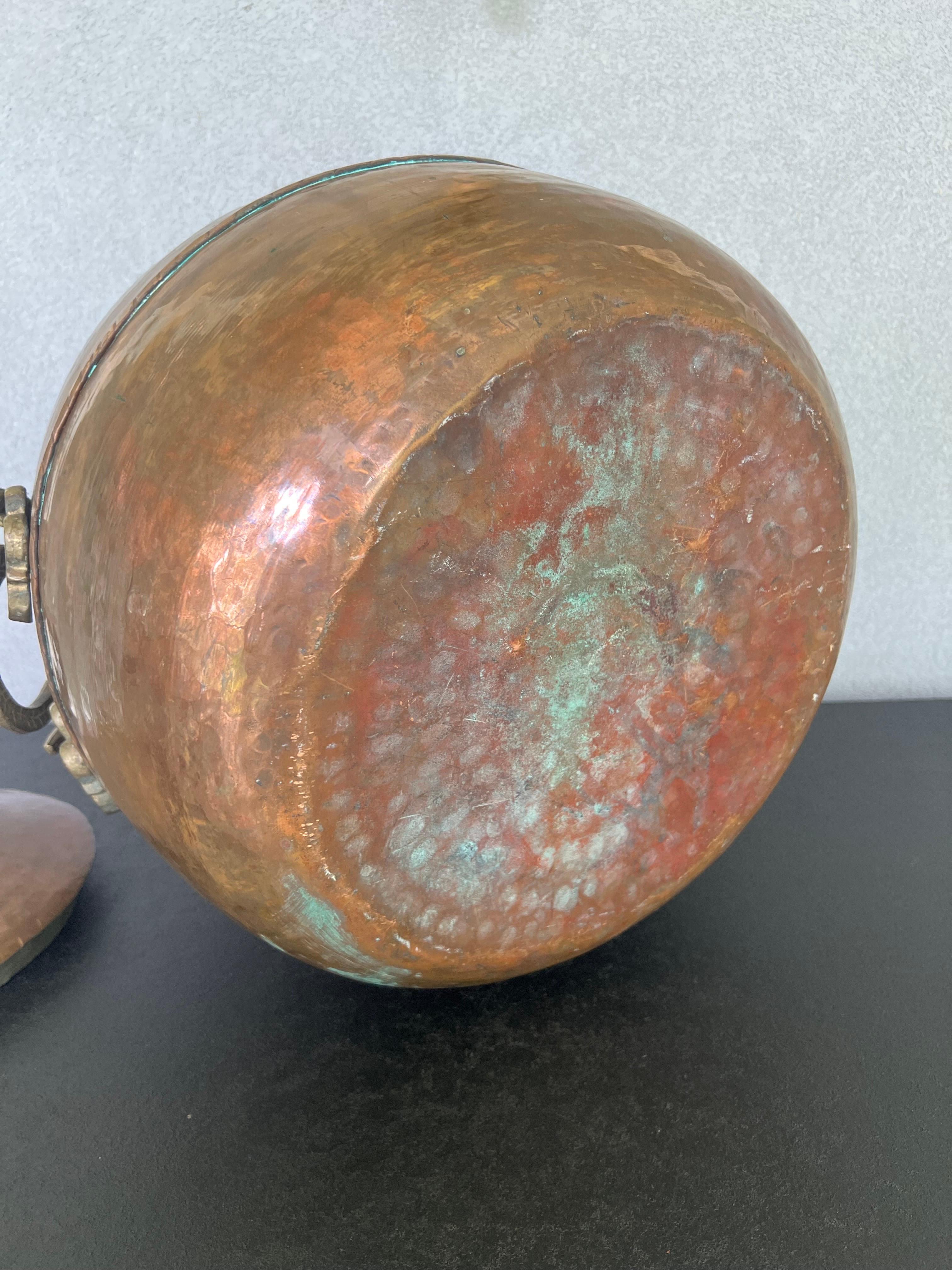 Large Antique Lidid Copper Pot/Cauldron Made in Turkey   For Sale 2