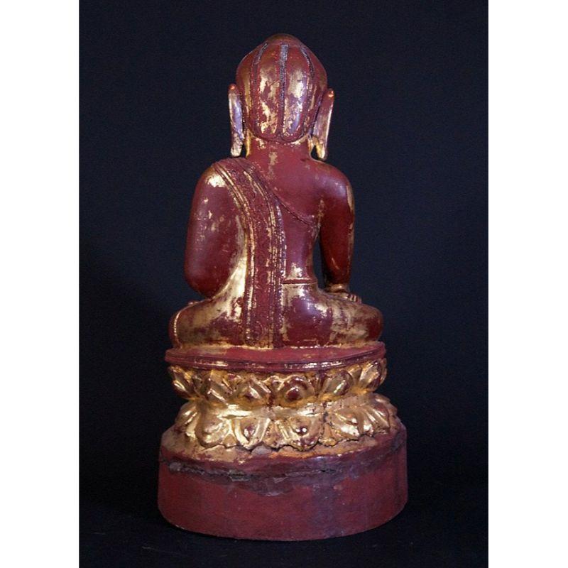 Large Antique Lotus Buddha Statue from Burma In Good Condition For Sale In DEVENTER, NL