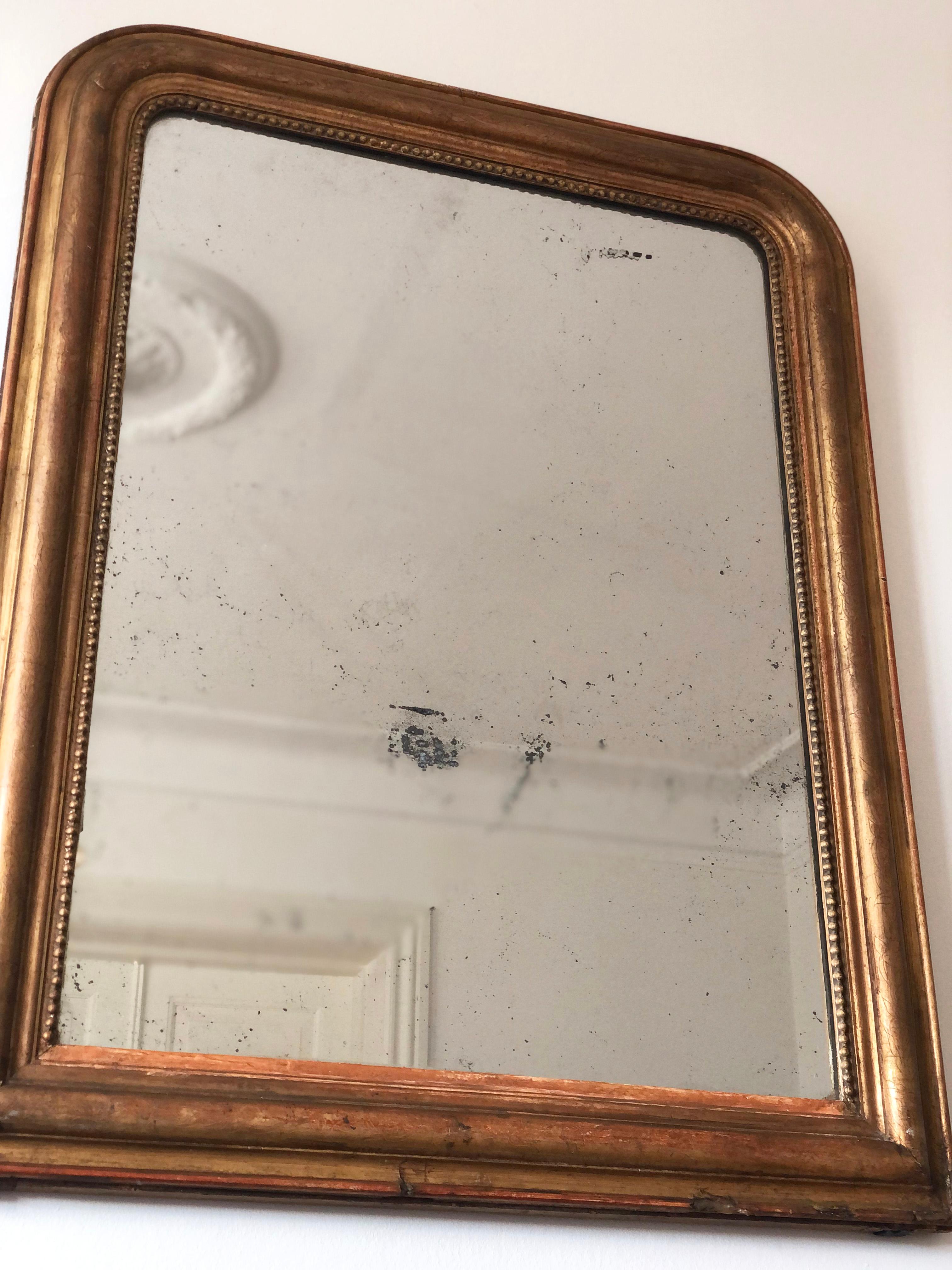 Français Grand miroir ancien en bois doré de Louis Philippe French Fin du 19ème siècle en vente