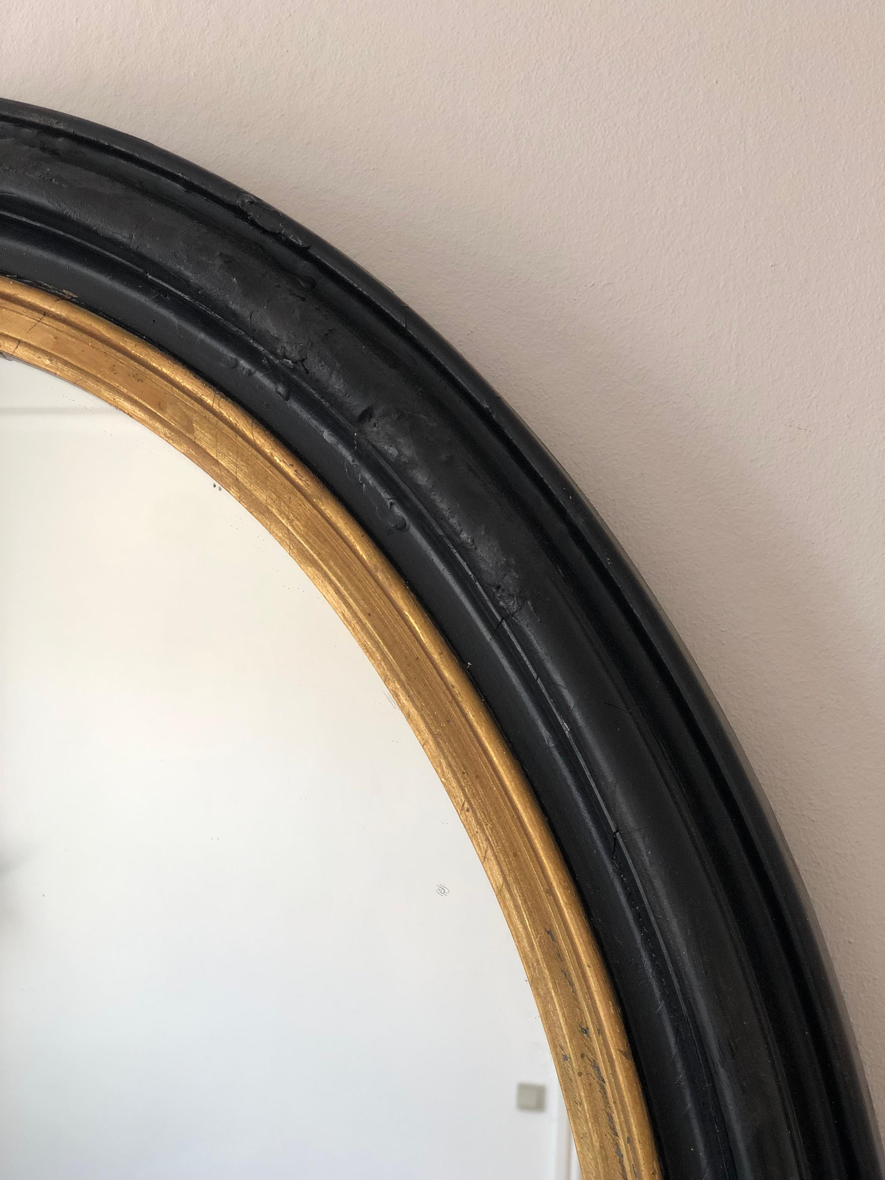 Large Antique Louis Philippe French Oval Mirror in Black and Gold, 19th Century For Sale 2