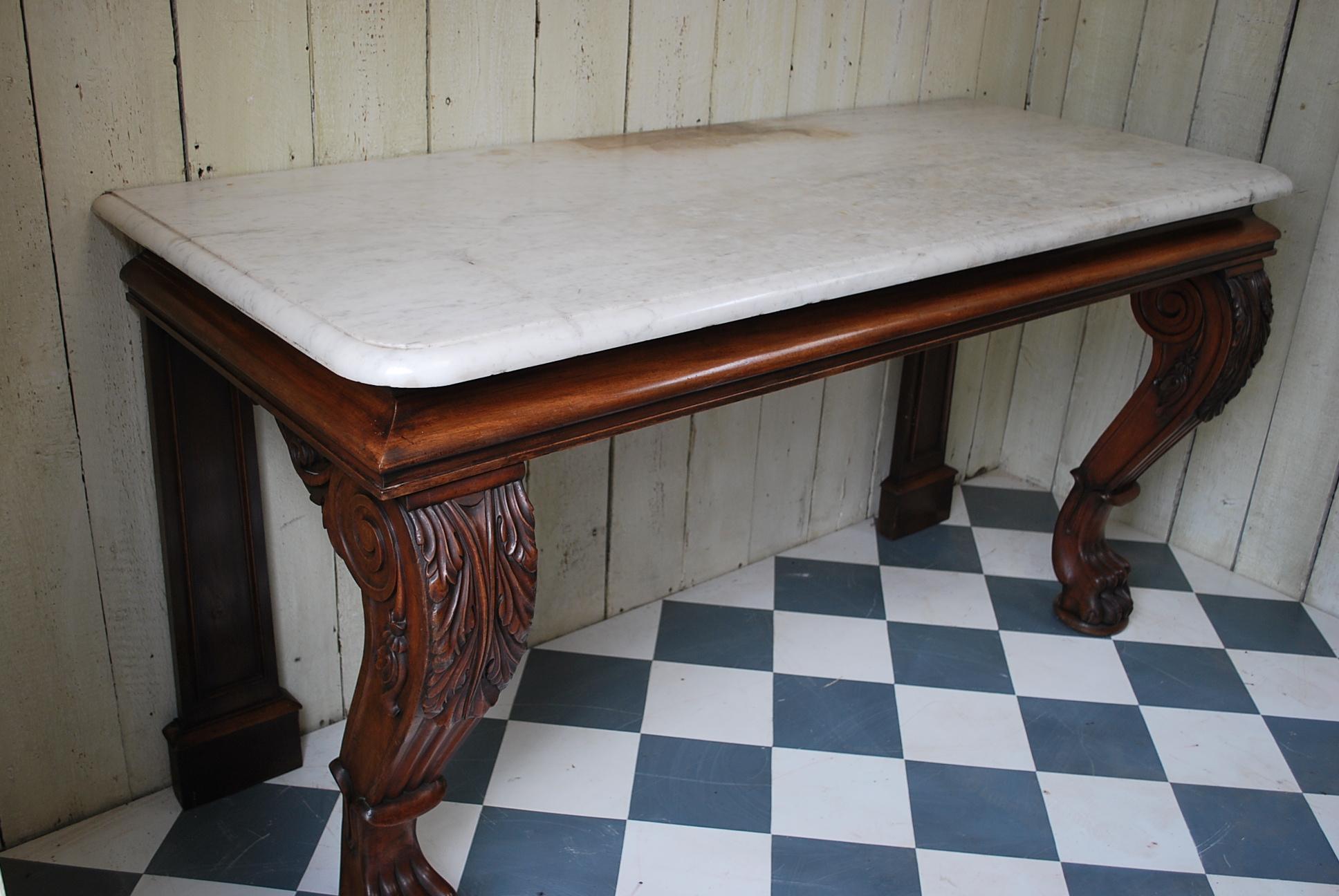 Large antique mahogany 19th century English Country House Console / hall Table  In Fair Condition For Sale In Winchcombe, Gloucesteshire