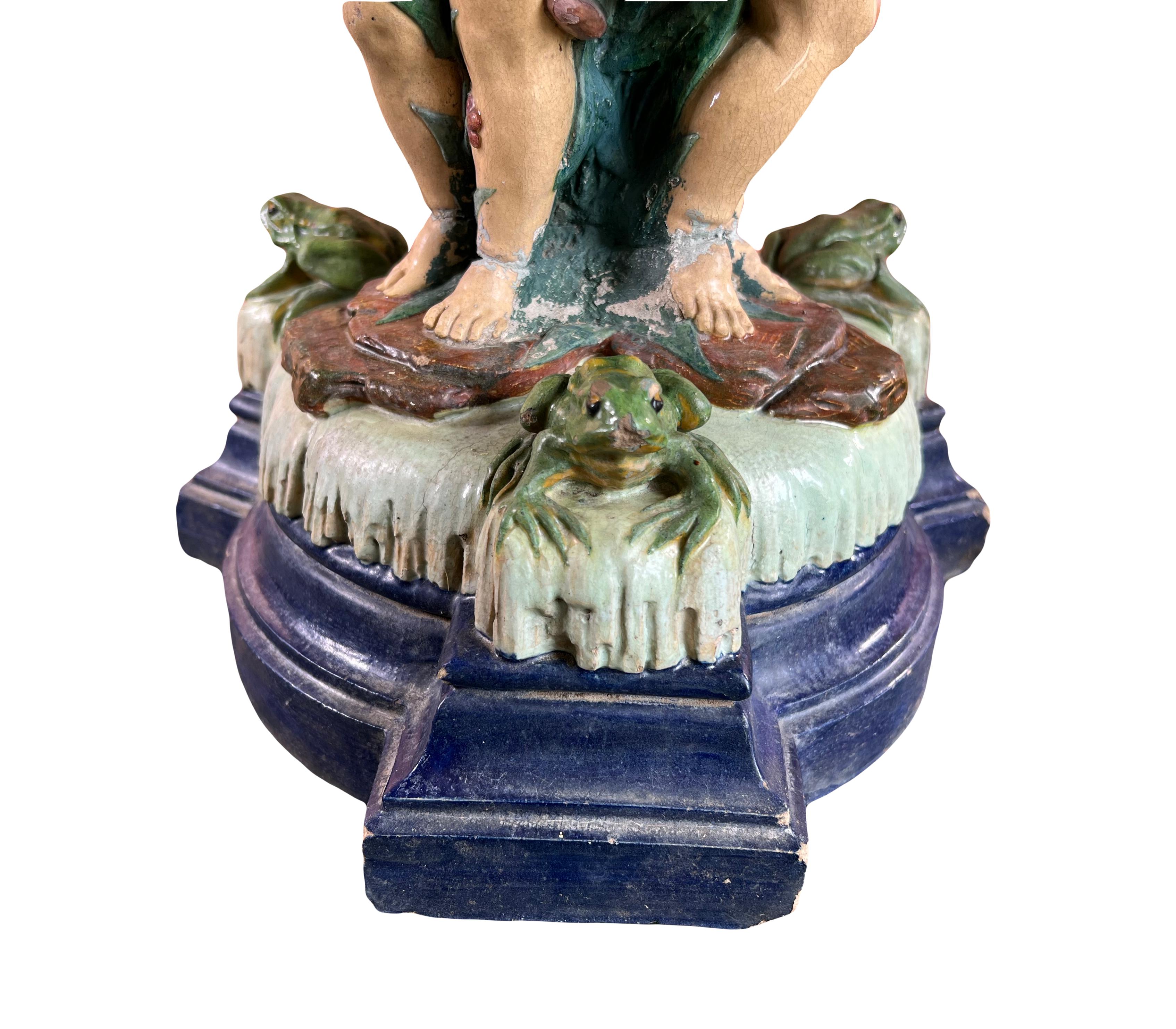 Large antique majolica centerpiece with putti and frog 19th For Sale 1
