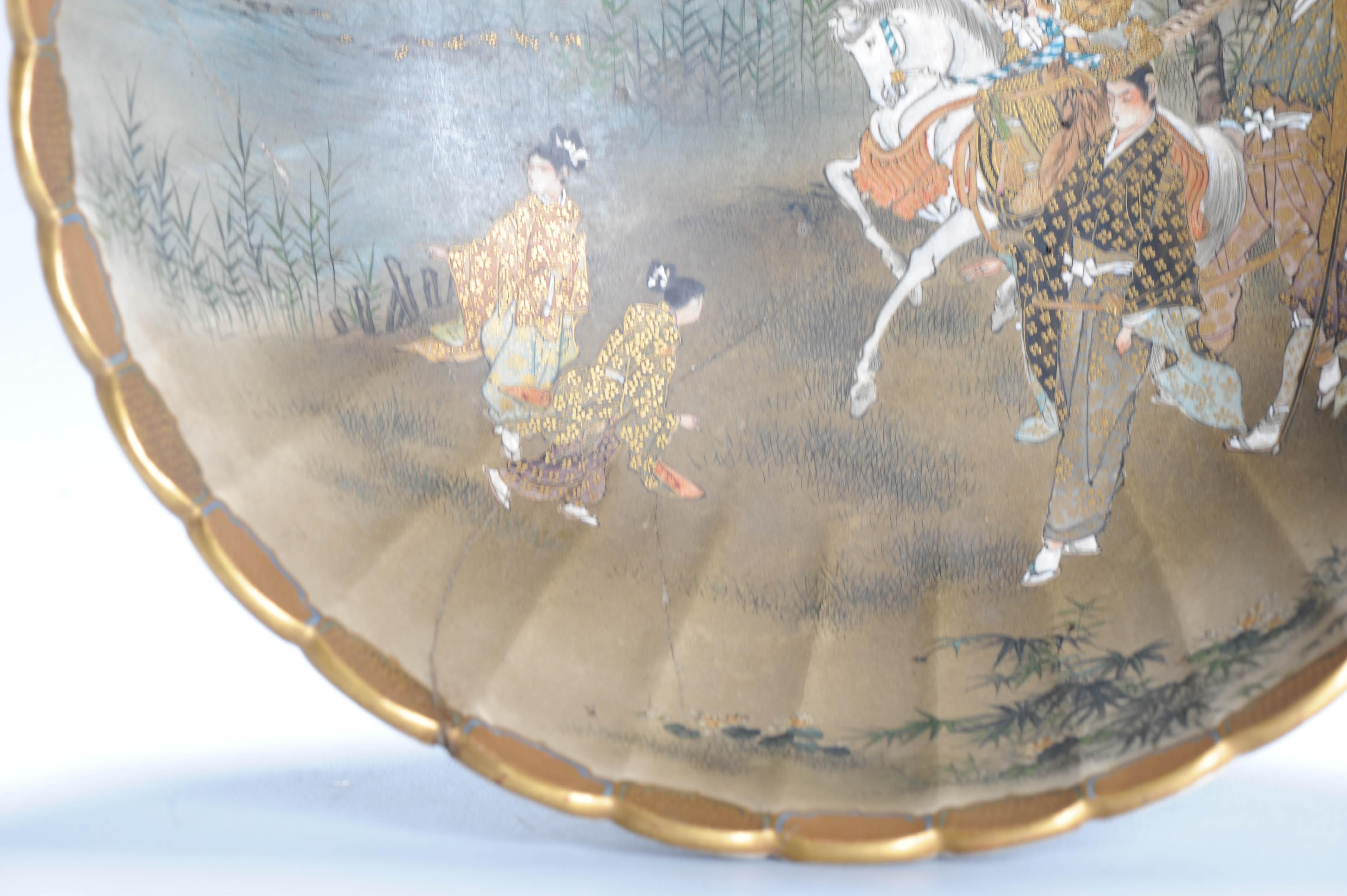 Grande Antico periodo Meiji Giapponese Satsuma Bowl Figure con marchio Giappone 19c in vendita 7