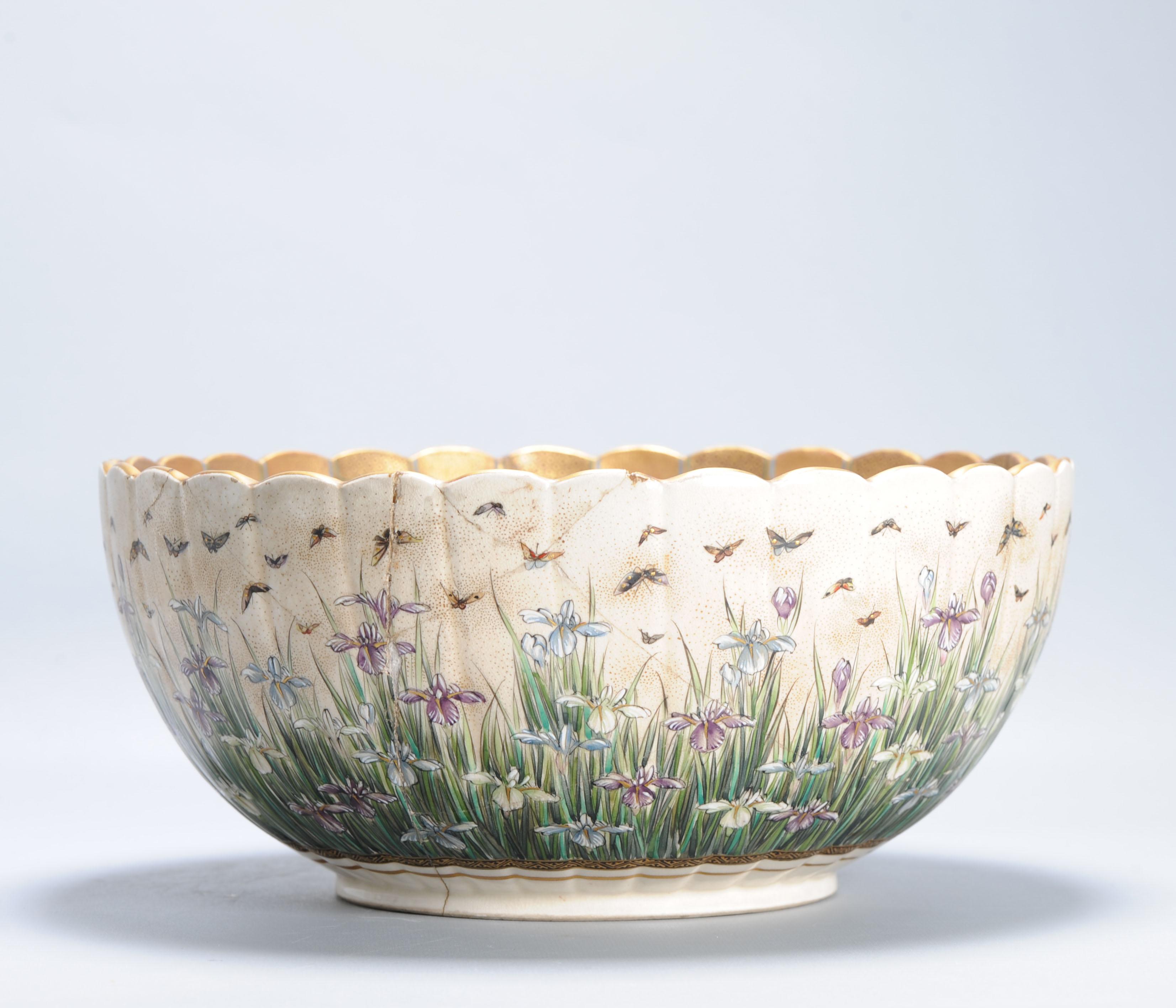 XIX secolo Grande Antico periodo Meiji Giapponese Satsuma Bowl Figure con marchio Giappone 19c in vendita
