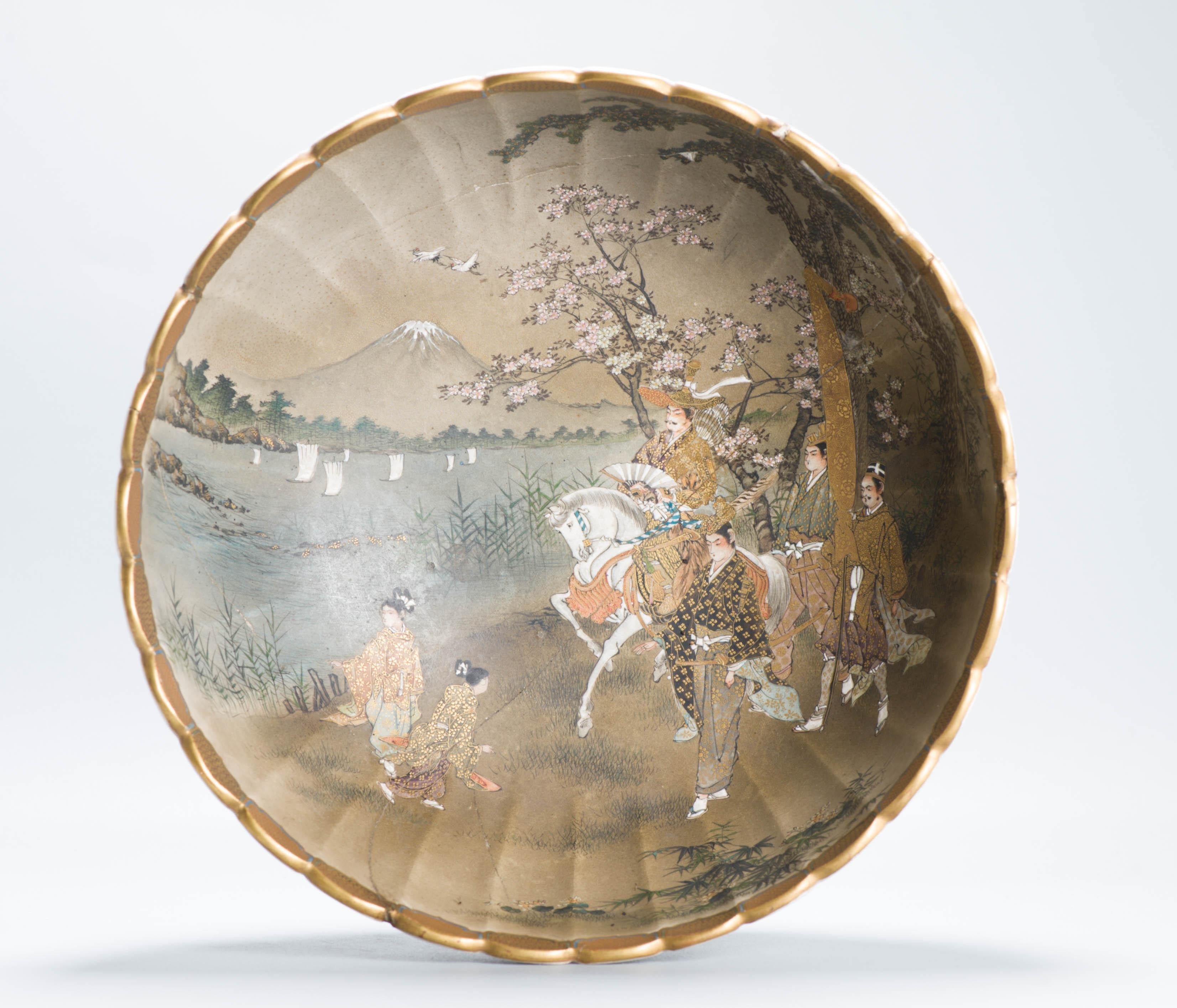 Grande Antico periodo Meiji Giapponese Satsuma Bowl Figure con marchio Giappone 19c in vendita 1