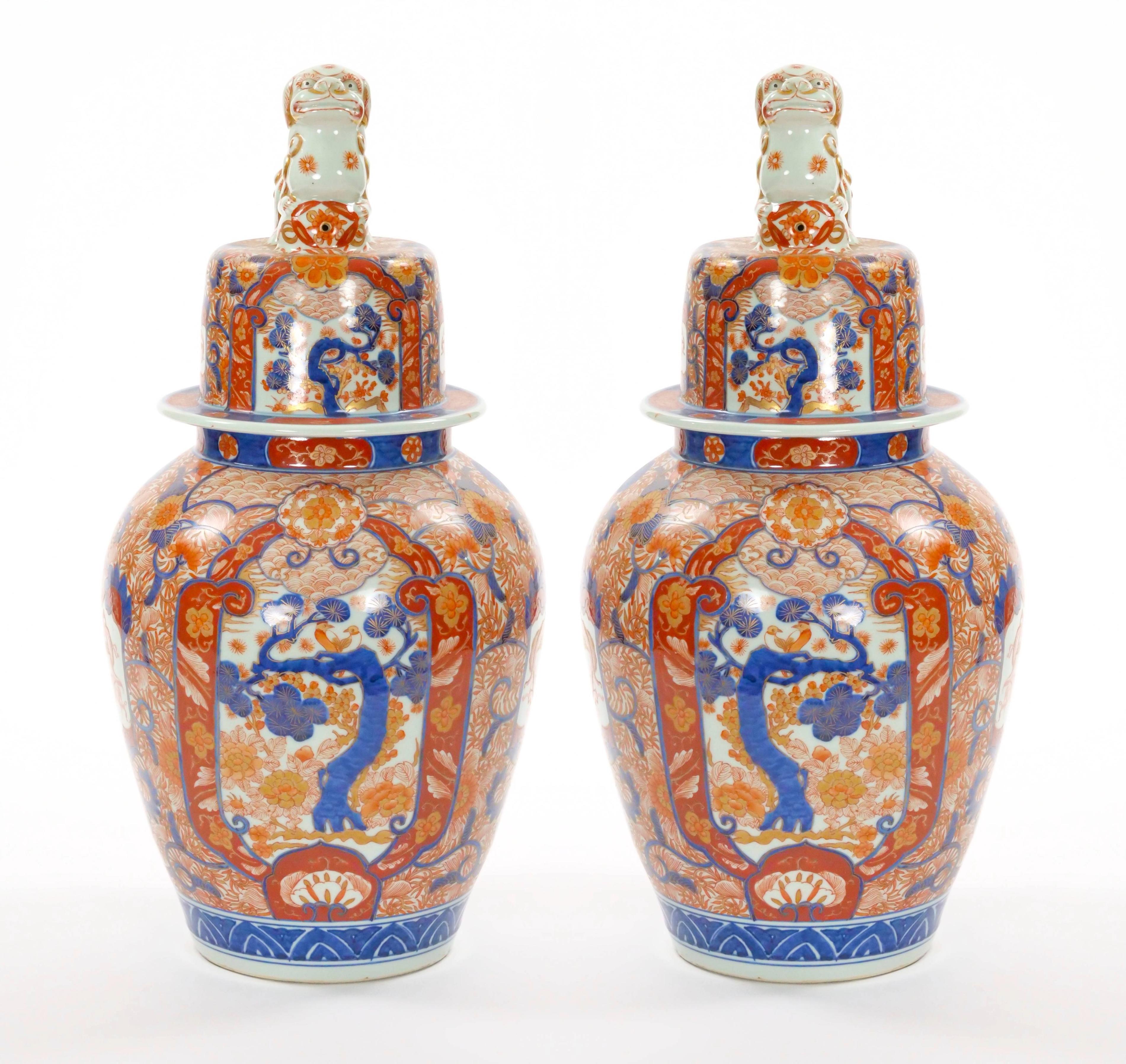 Grande vaso antico con coperchio in Imari Porcelain del periodo Meiji in vendita 14