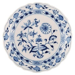 Grand bol / plat ancien en porcelaine de Meissen bleu « Onion » peint à la main