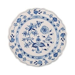 Grand bol / plat ancien en porcelaine peinte à la main de Meissen "Blue Onion" (oignon bleu)