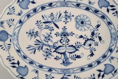 Large Antique Meissen Blue Onion Serving Dish with Handles in Porcelain