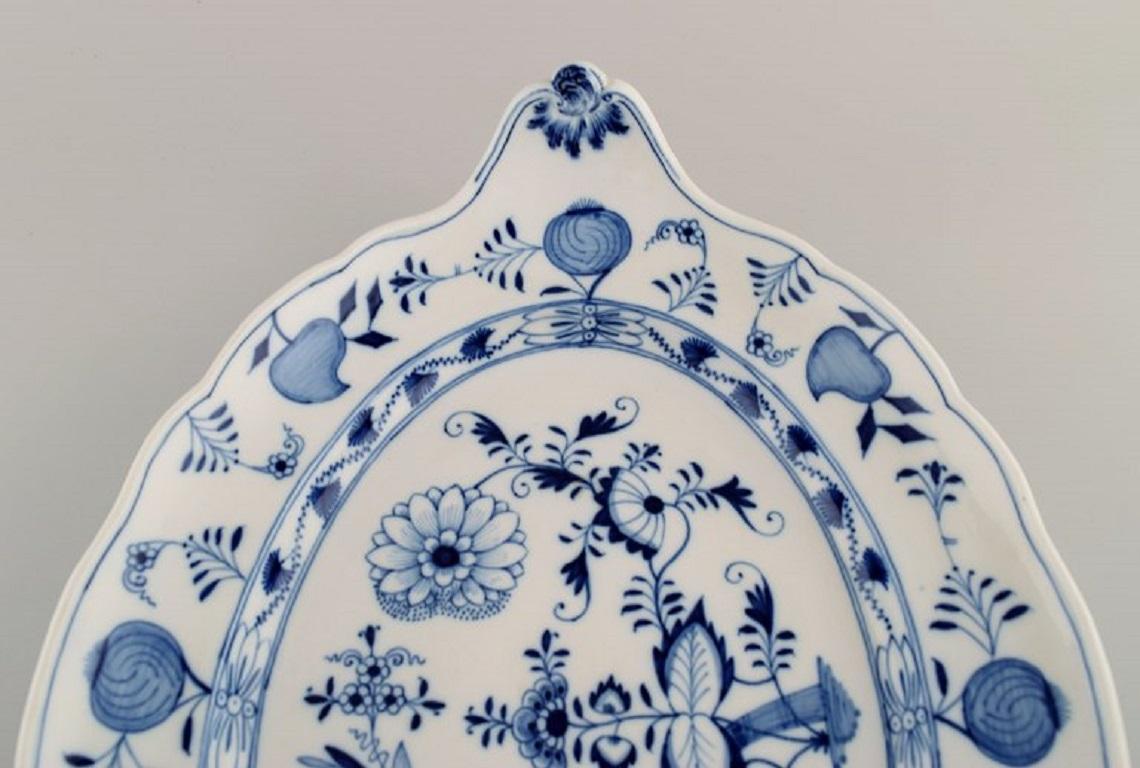 Hand-Painted Large Antique Meissen Blue Onion Serving Dish with Handles in Porcelain