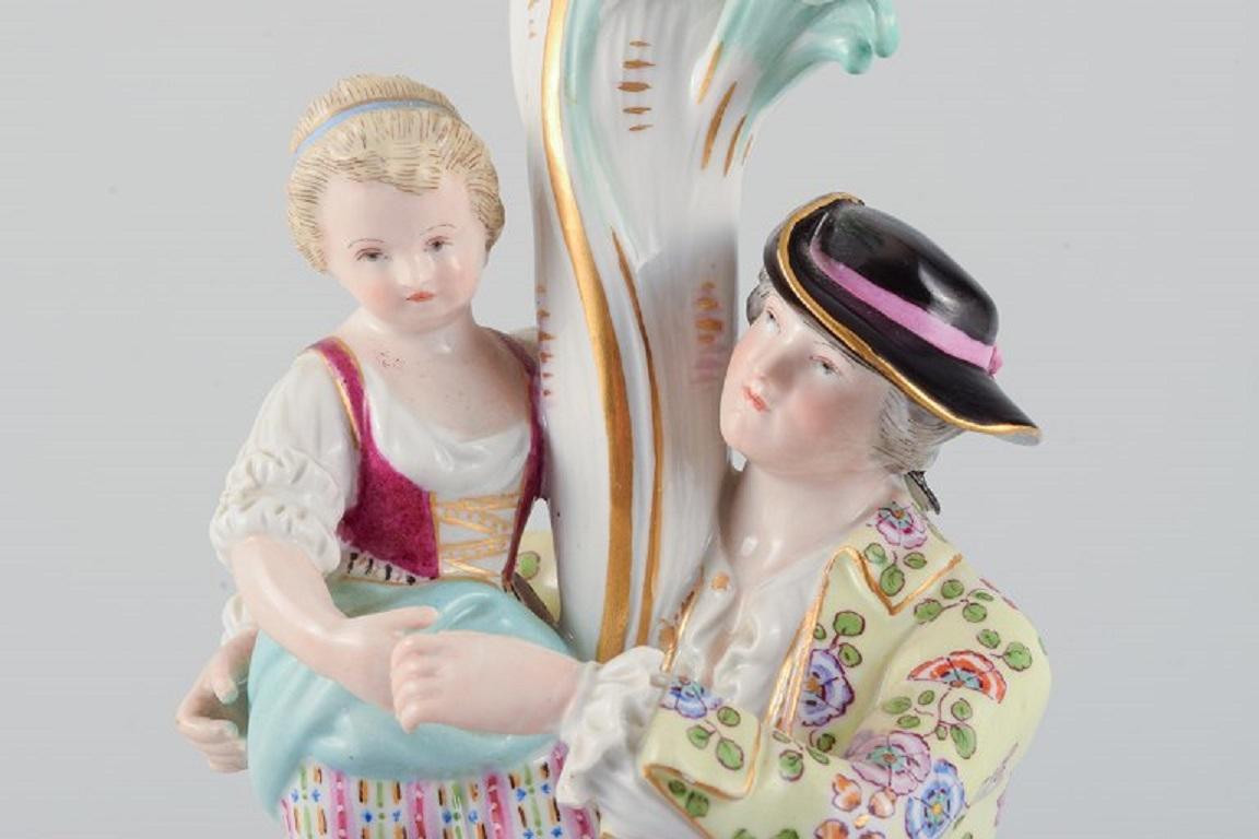 Large Antique Meissen Candlestick in Hand-Painted Porcelain, 19th C In Excellent Condition For Sale In Copenhagen, DK