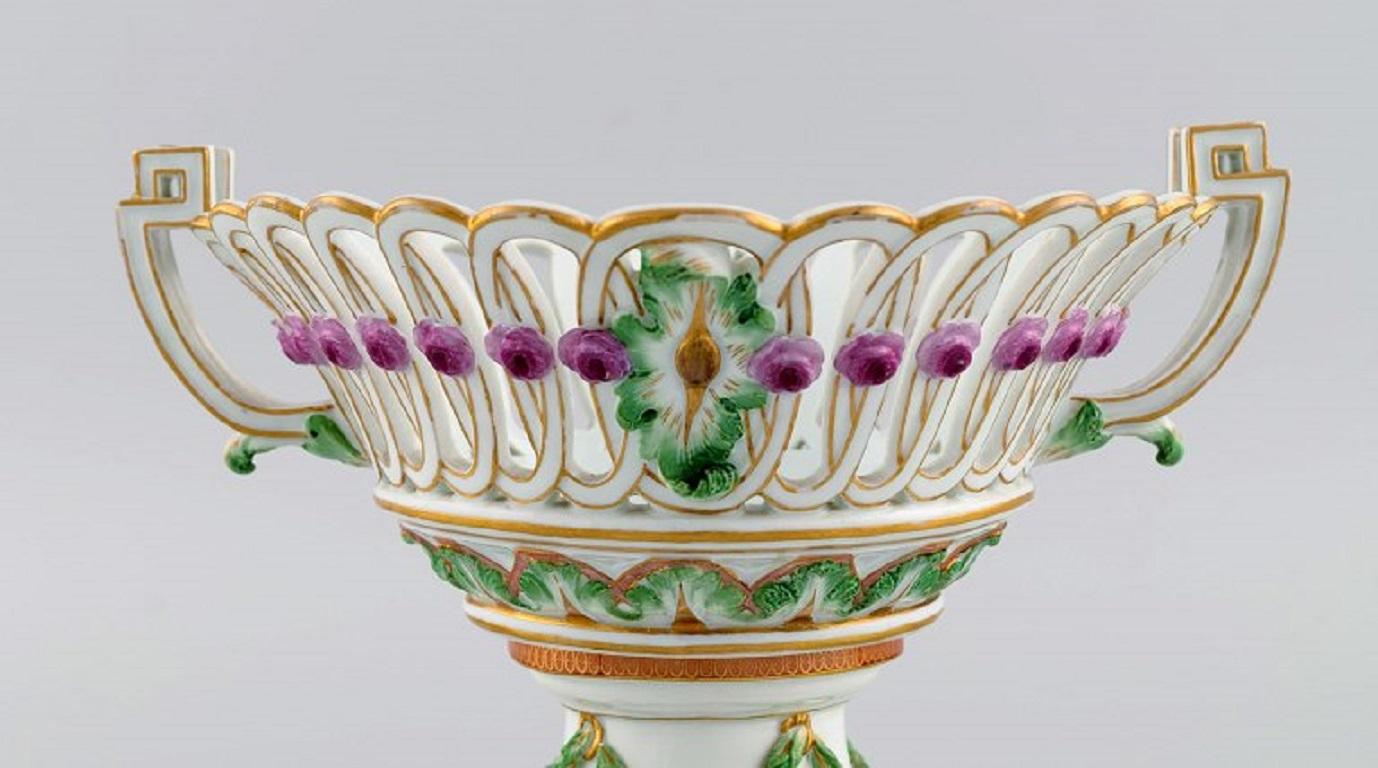 German Large Antique Meissen Compote in Openwork Porcelain with Hand-Painted Flowers