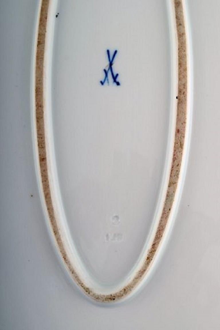 Gran fuente antigua de Meissen en porcelana pintada a mano, S. XIX siglo XIX en venta