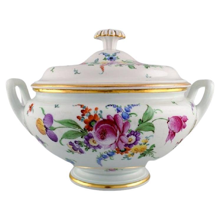 Large Antique Meissen Soup Tureen in Porcelain with Hand-Painted Flowers