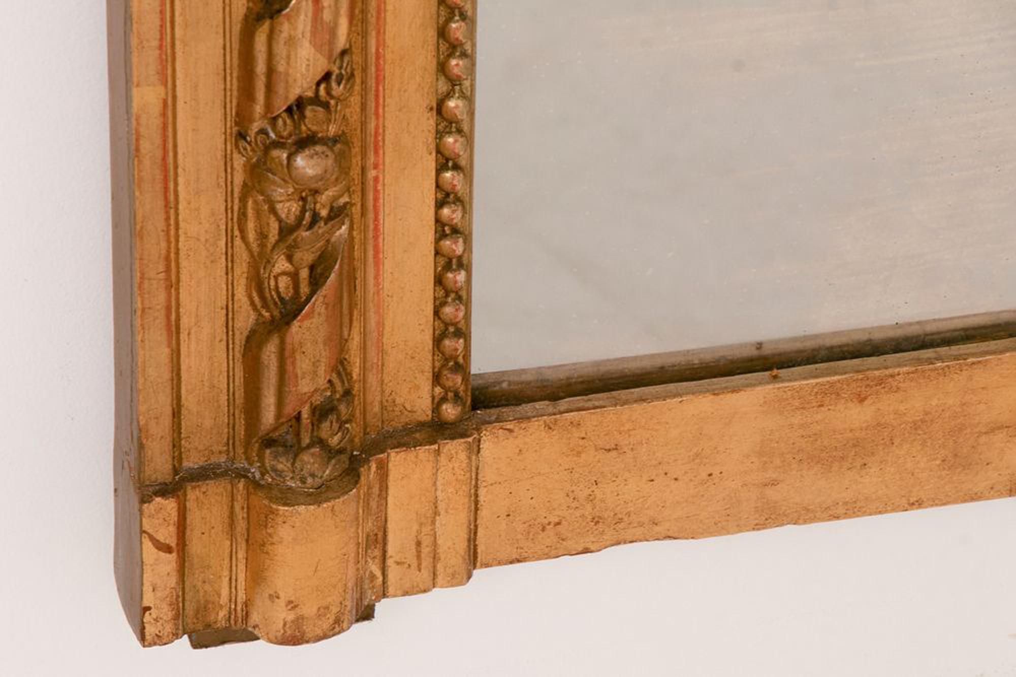 Großer antiker Spiegel mit Gesso-Kreuz, Girlanden und Schleifen, um 1880 im Zustand „Gut“ im Angebot in London, Greenwich