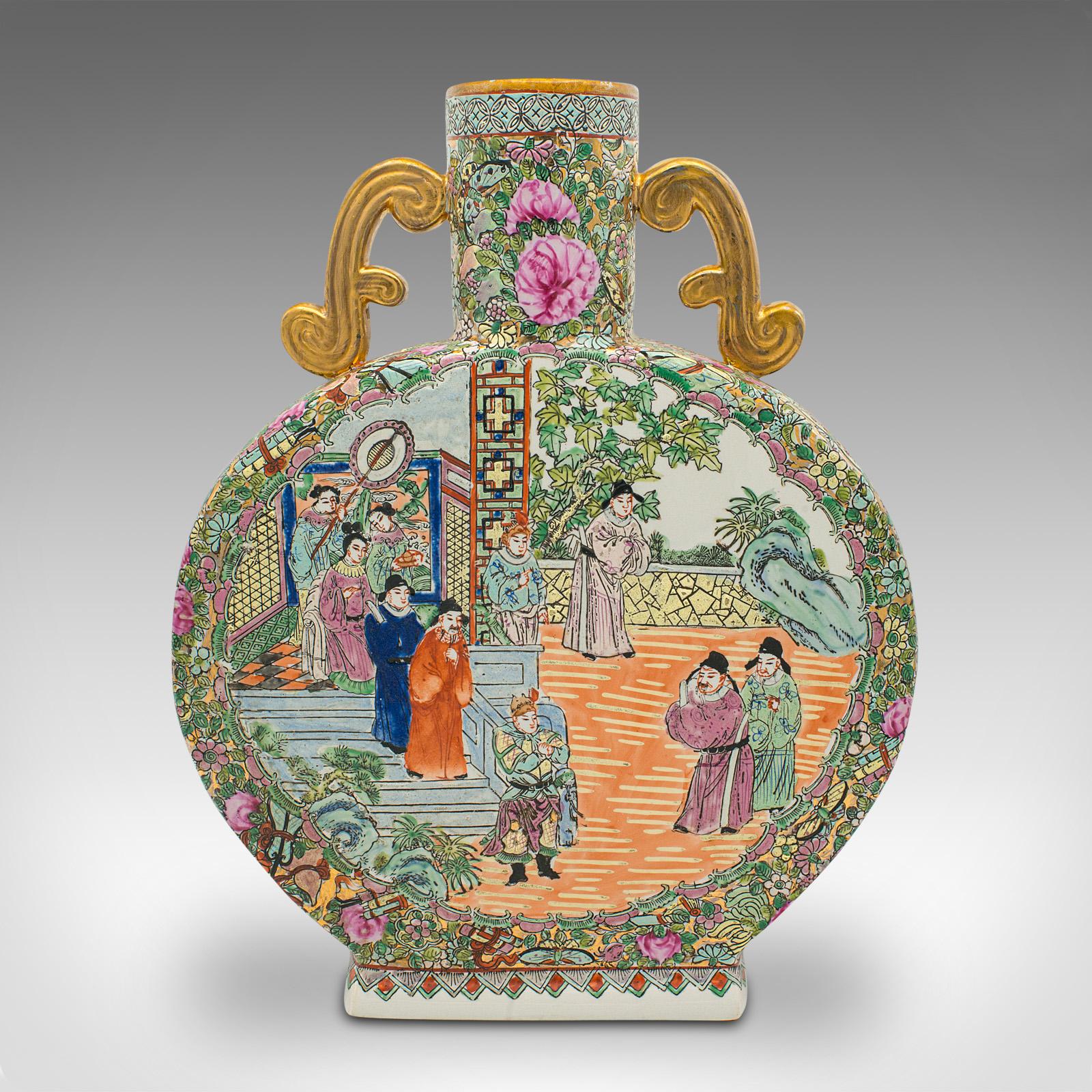 This is a large antique moon vase. A Chinese, ceramic decorative flower urn with hand-painted decoration, dating to the Qing dynasty during the late Victorian period, circa 1900.

Ornate and of distinctive moon form - a treat for