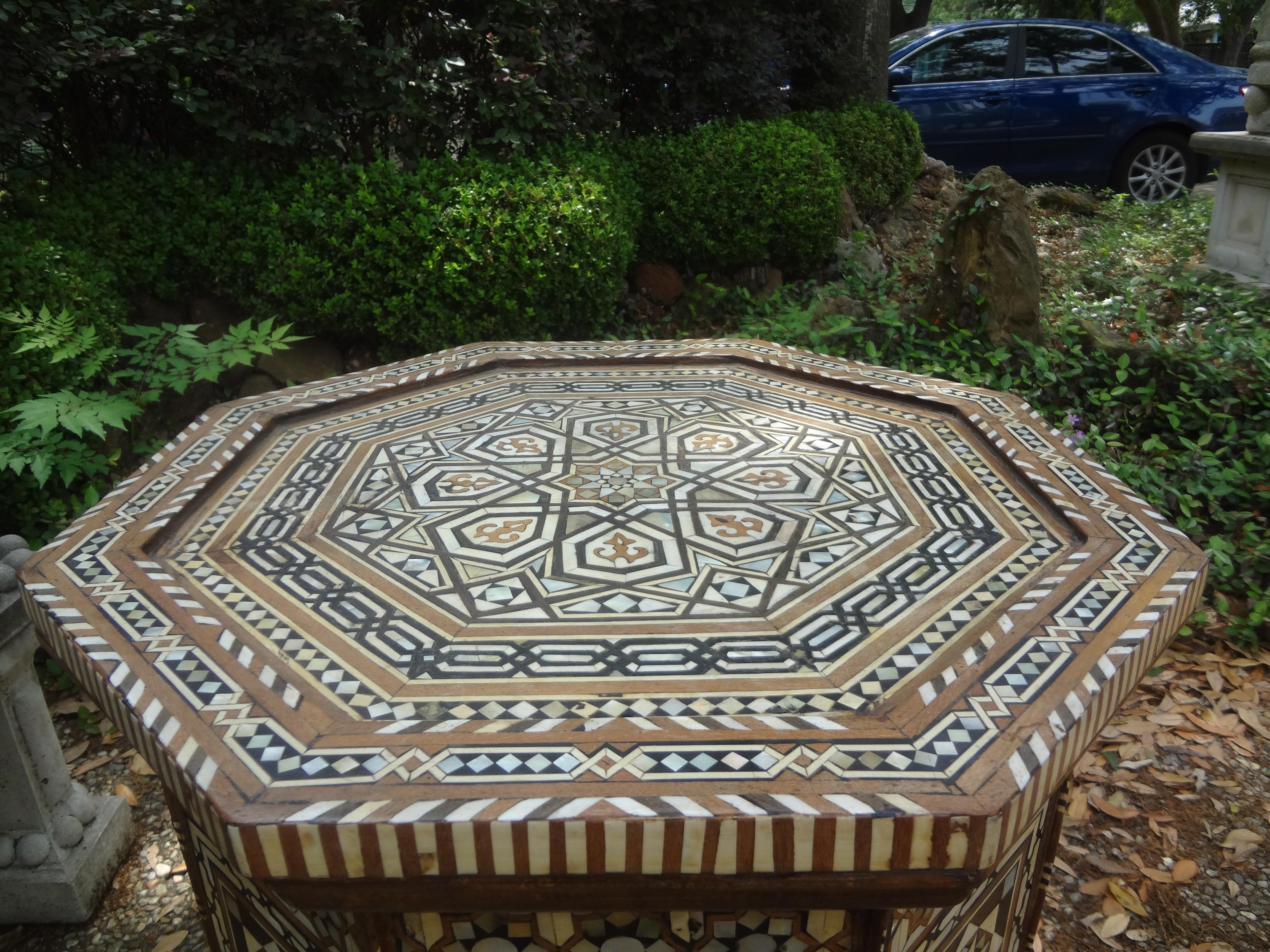 Large Antique Moroccan Arabesque Style Octagonal Inlaid Table For Sale 2