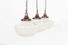 Gran Lámpara Colgante Antigua de Cristal Opalino de Piedra Lunar Moldeado, C.1910