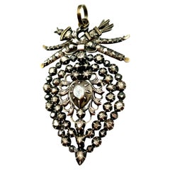 Große antike neoklassische Flemish Herz Diamant Silber gekrönt 18K Gold Anhänger
