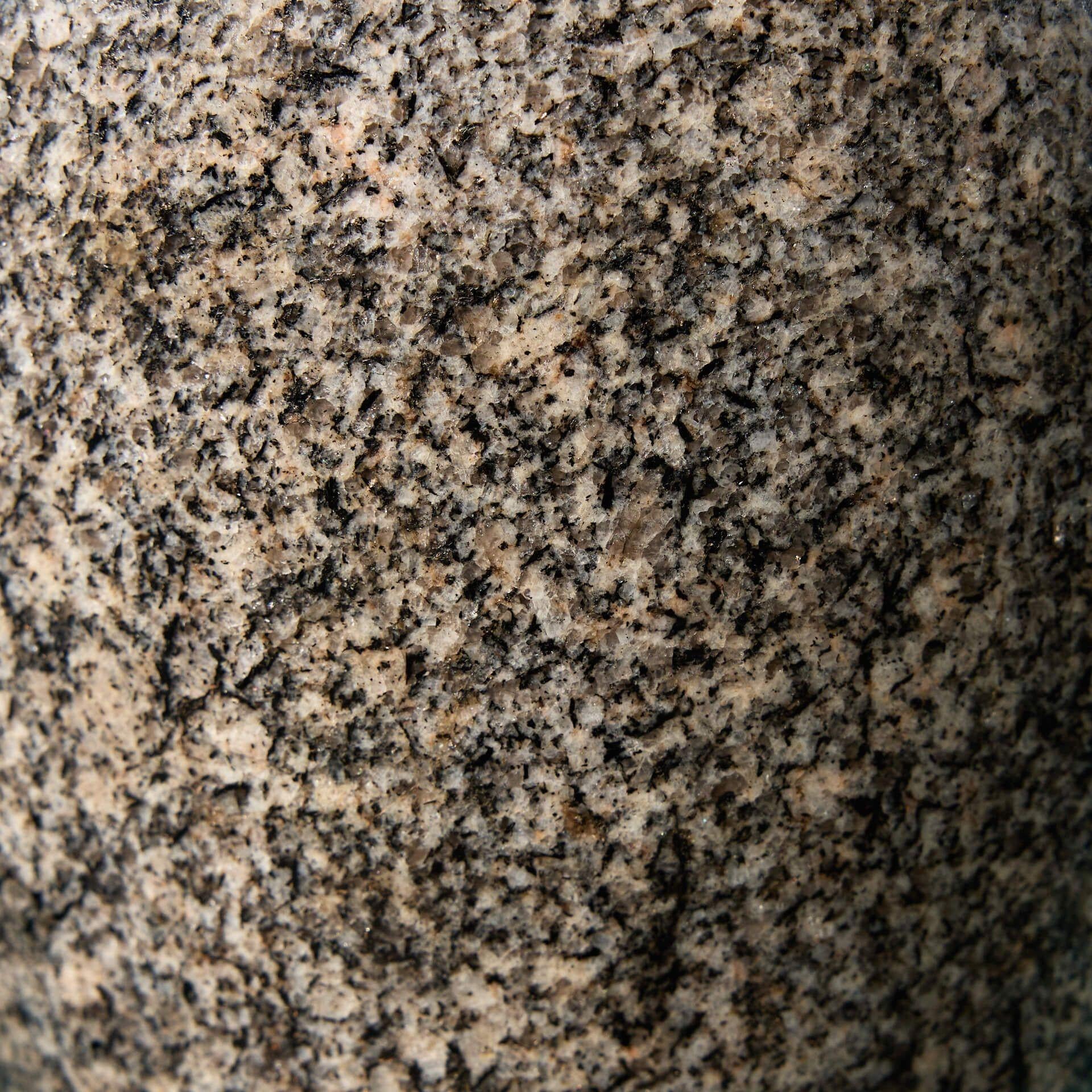 Inglese Grande fiore antico neoclassico scozzese in granito in vendita