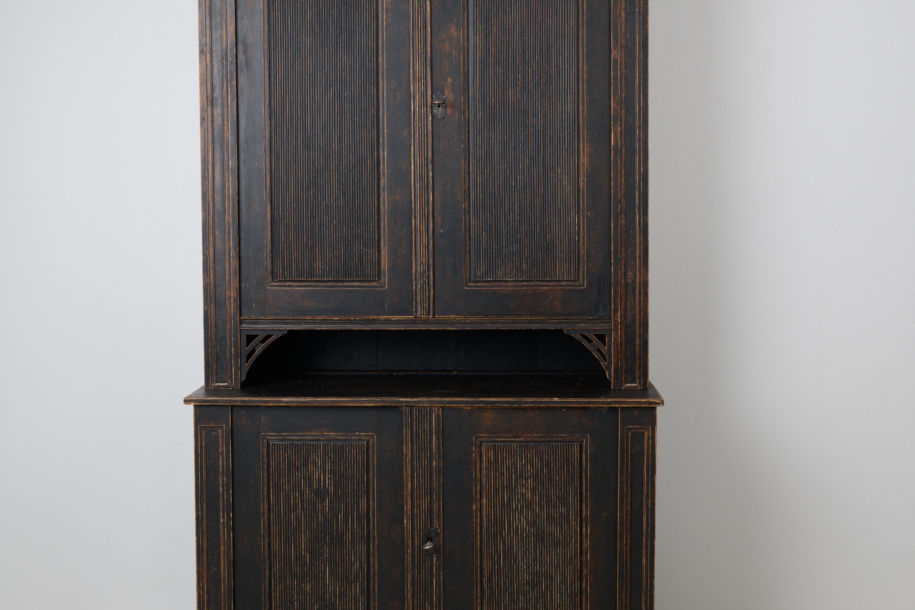 Large Antique Northern Swedish Gustavian Period Rustic Black Cabinet in Pine For Sale 10