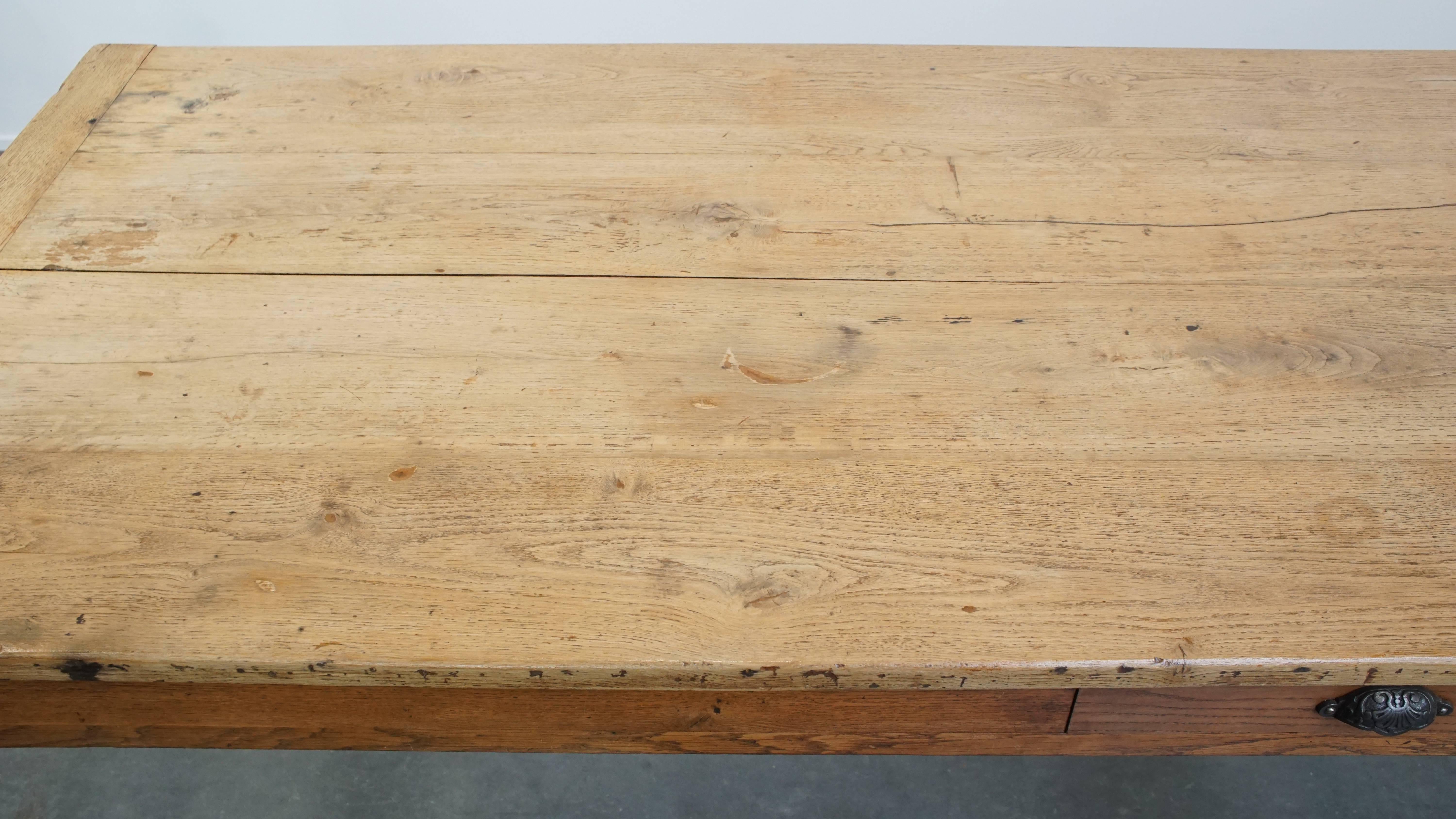 Bois Grande table de salle à manger XXL en chêne ancien pour 8 à 10 personnes du début du 19e siècle en vente