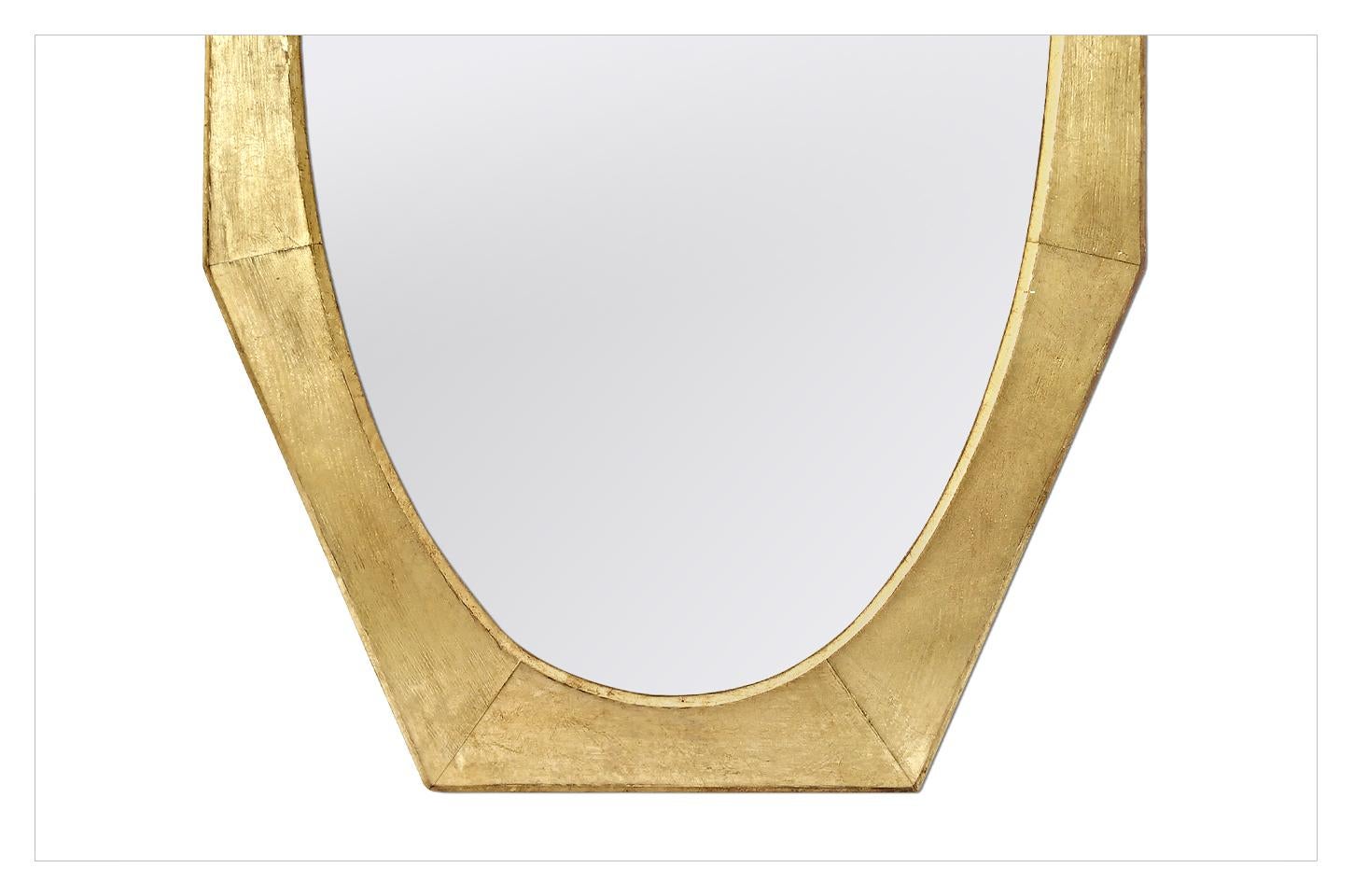 Doré Grand miroir octogonal ancien en bois doré:: vers 1950 en vente