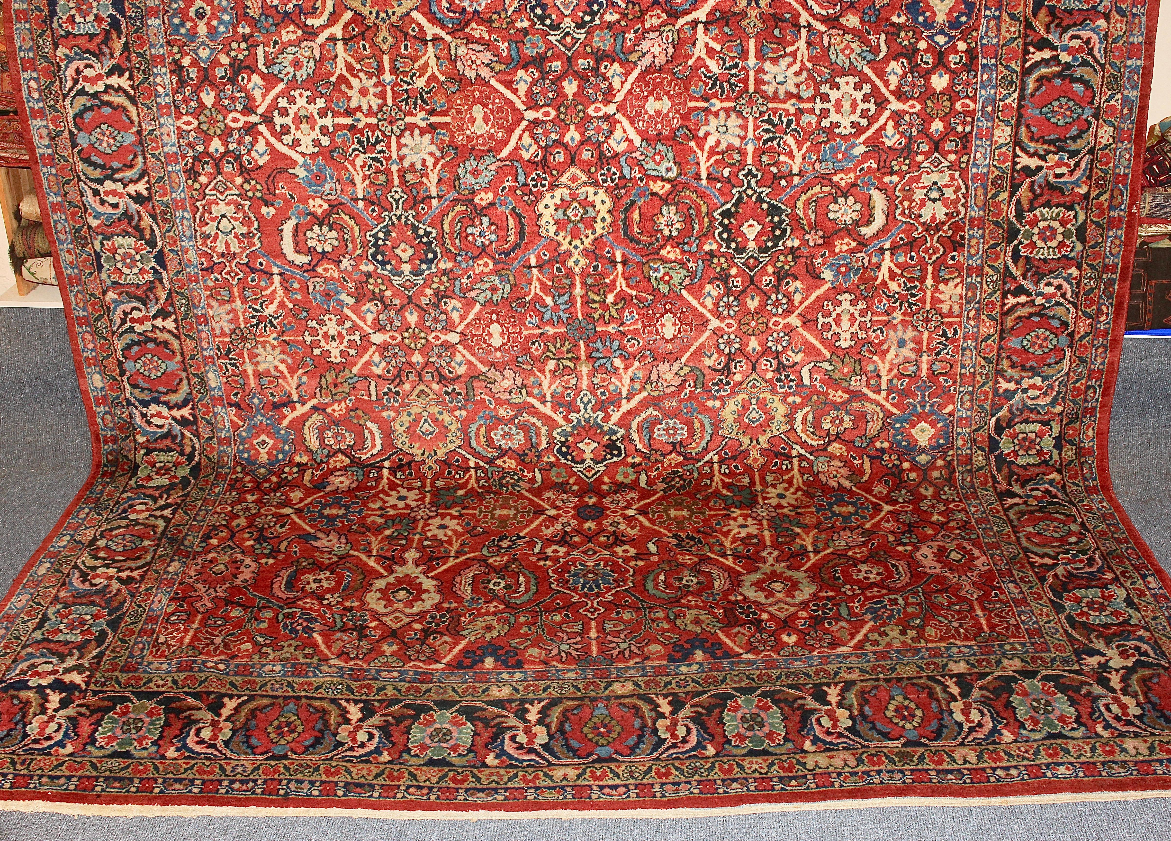 Großer antiker Orientteppich, Teppich, handgeknüpft (Handgeknüpft) im Angebot