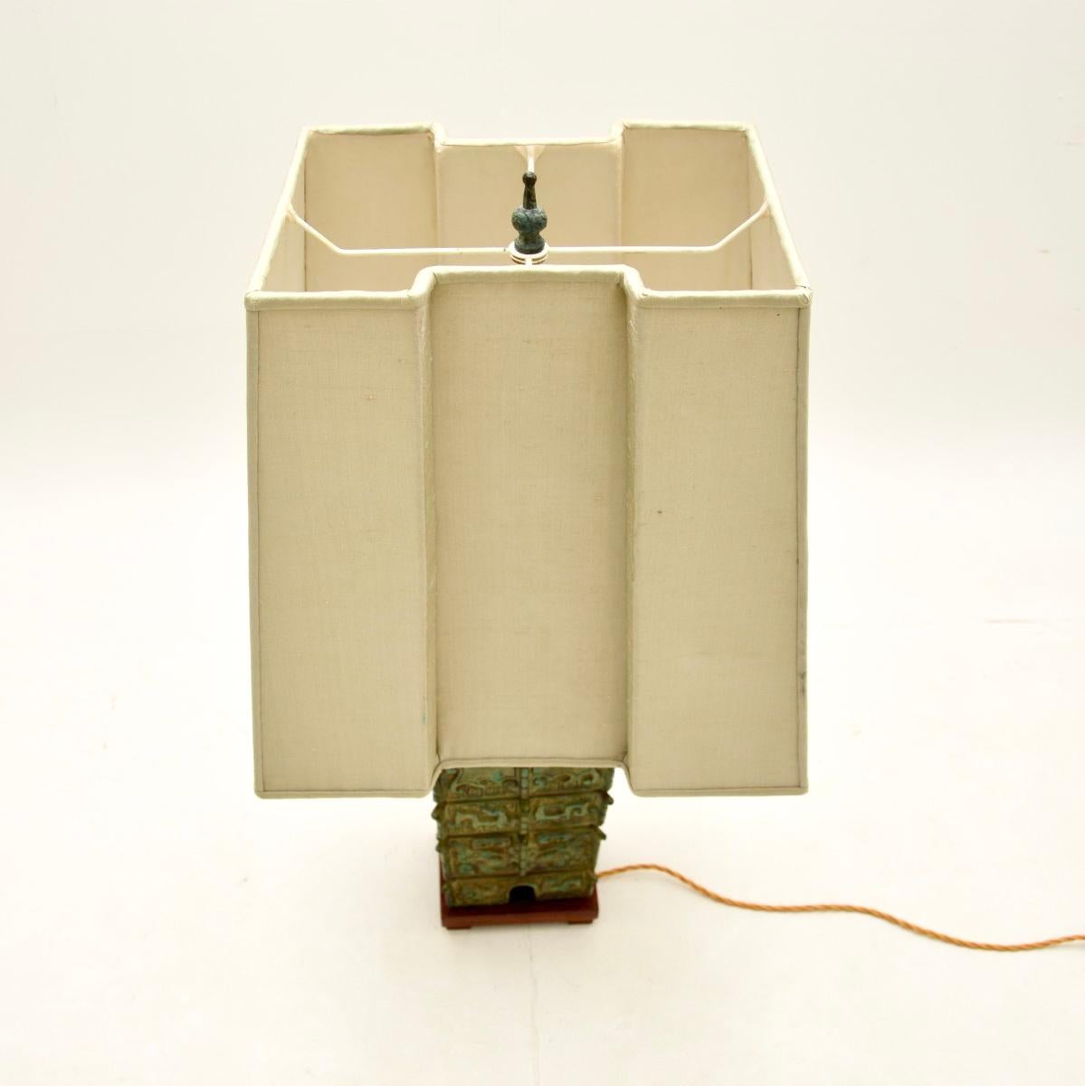 Large Antique Oriental Bronze Table Lamp In Good Condition In London, GB