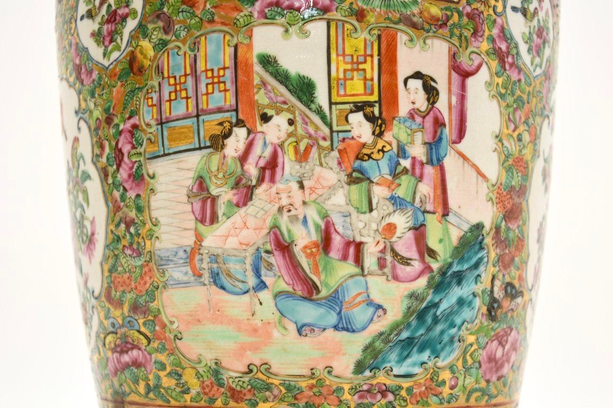 Grande lampada da tavolo antica in ceramica orientale in vendita 4