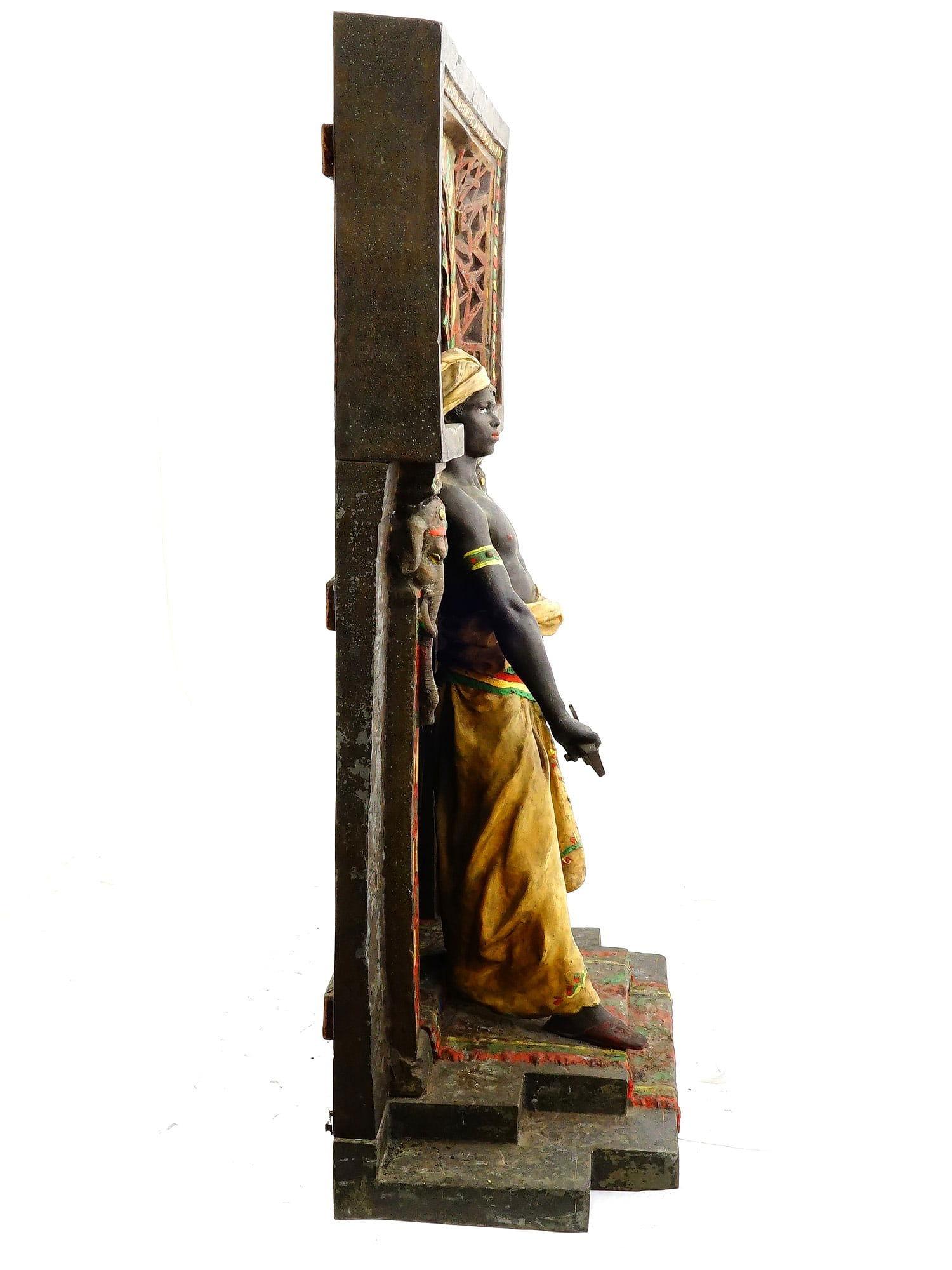 Zinc brut Grande sculpture orientale ancienne en étain peinte à froid en vente