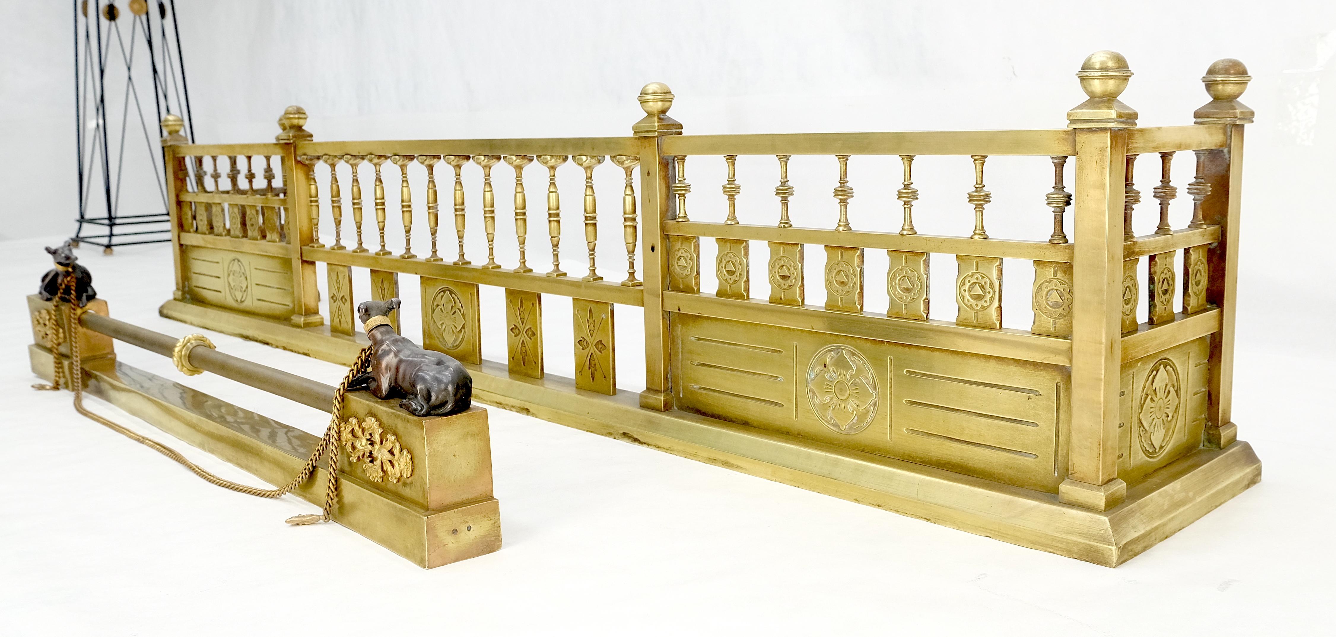 Grand porte-serviettes de cheminée en laiton massif orné c1900s Stunning en vente 4