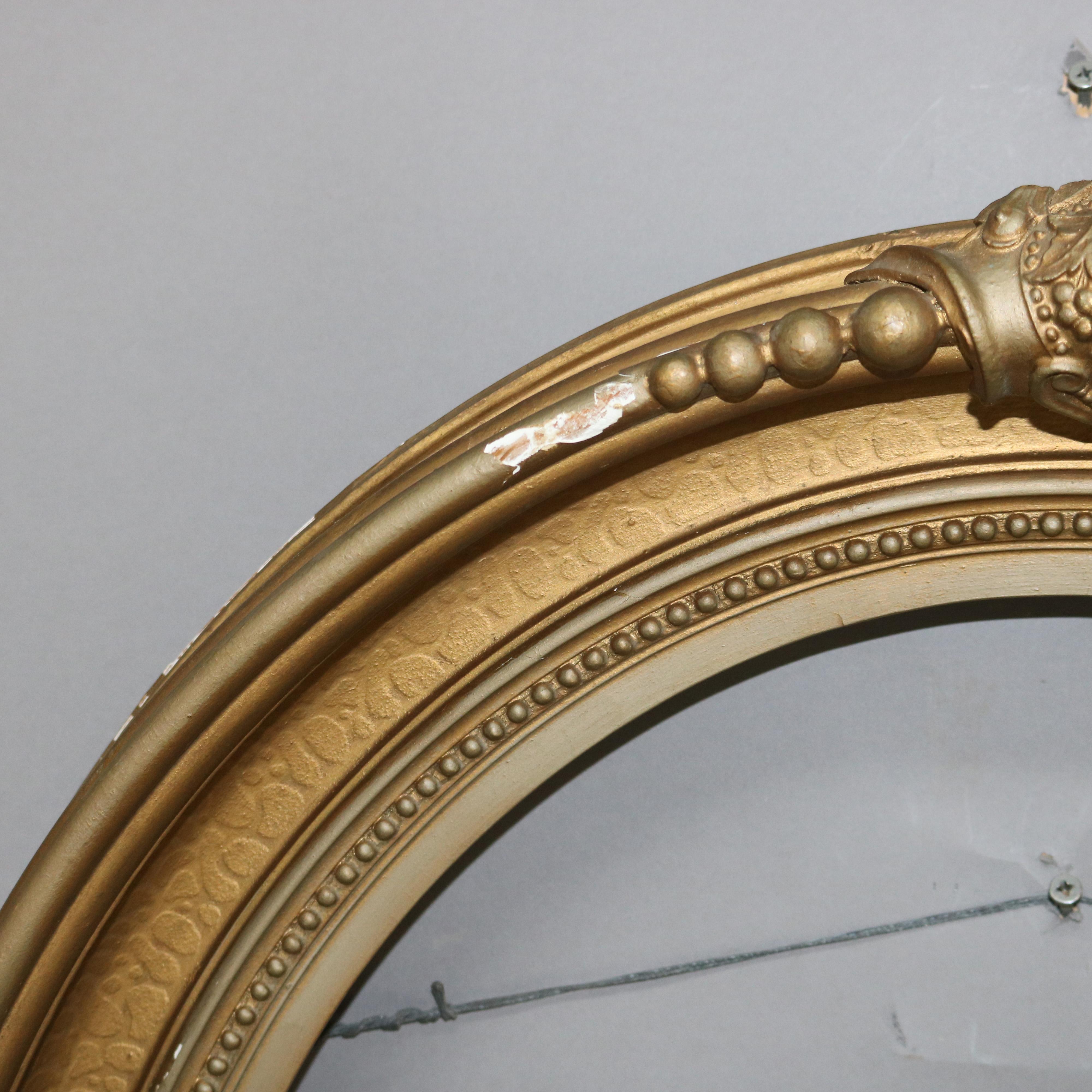 Bois doré Grand cadre ancien ovale en bois sculpté et doré C1880 en vente