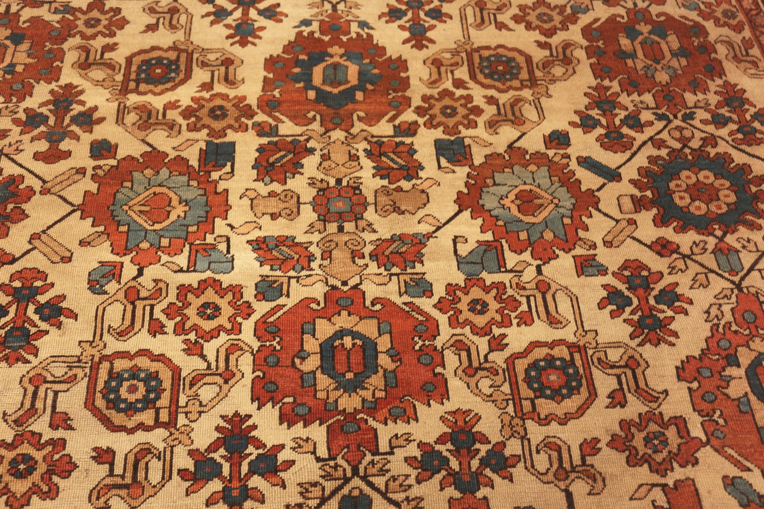 Wool Antique Persian Bakshaish Rug. 12 ft x 15 ft 3 in For Sale