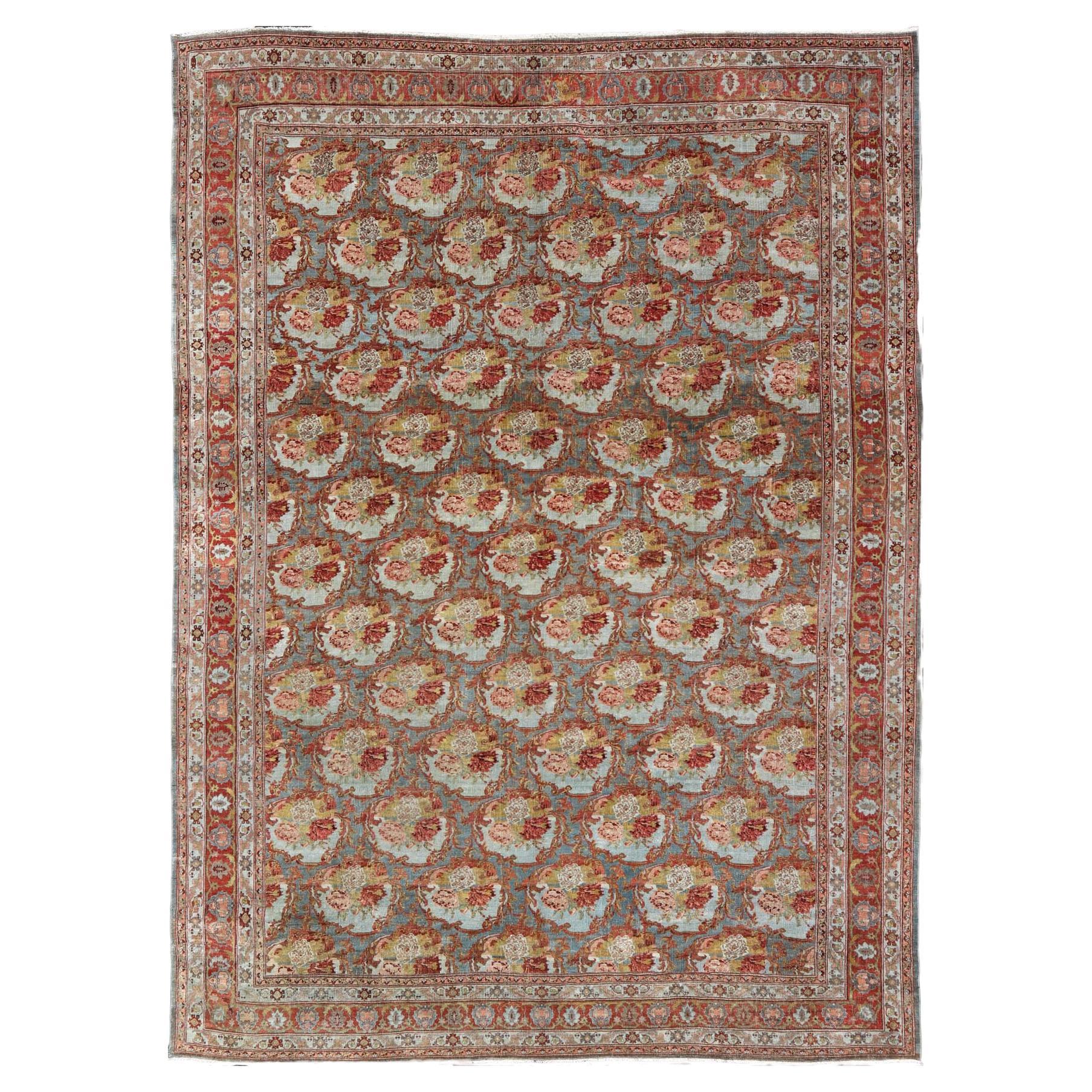 Grand Bidjar persan ancien à motifs floraux en bleu et rouge 11
10 x 15
5 en vente