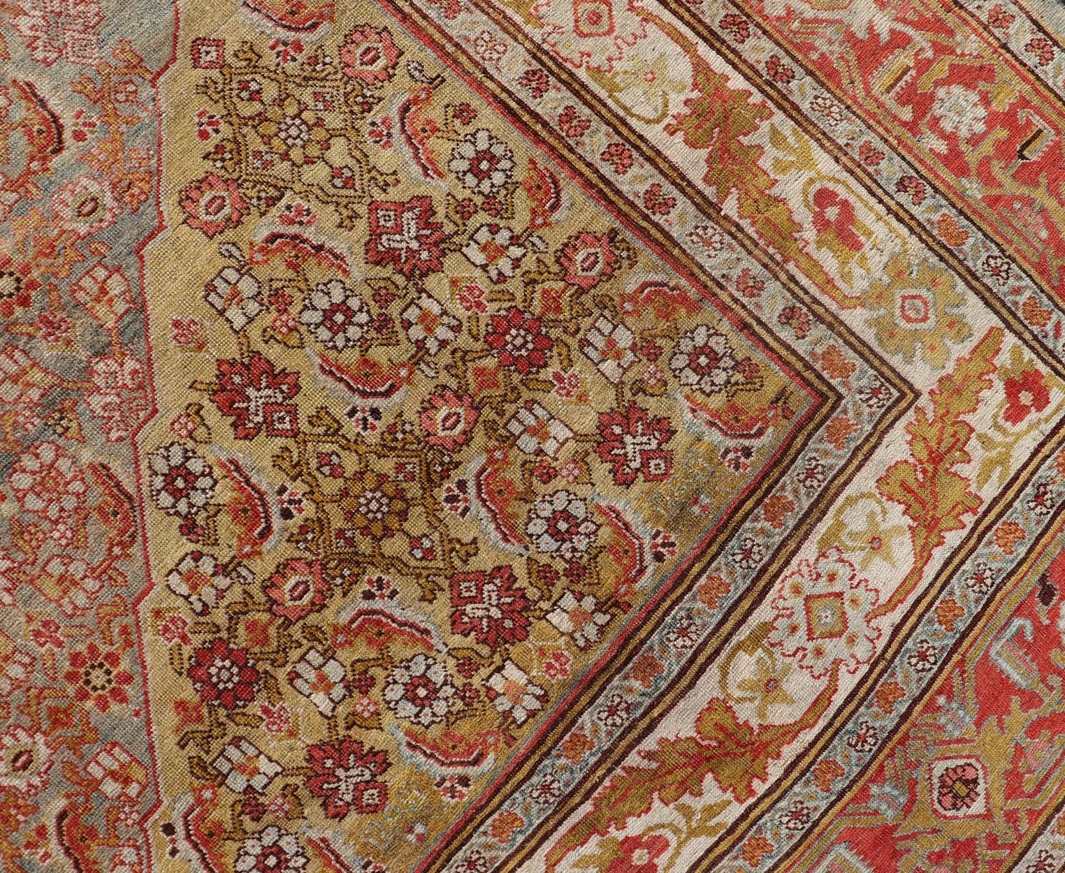 Large Antique Persian Bidjar Rug with Herati Design in Soft tones & Multi Colors For Sale 9