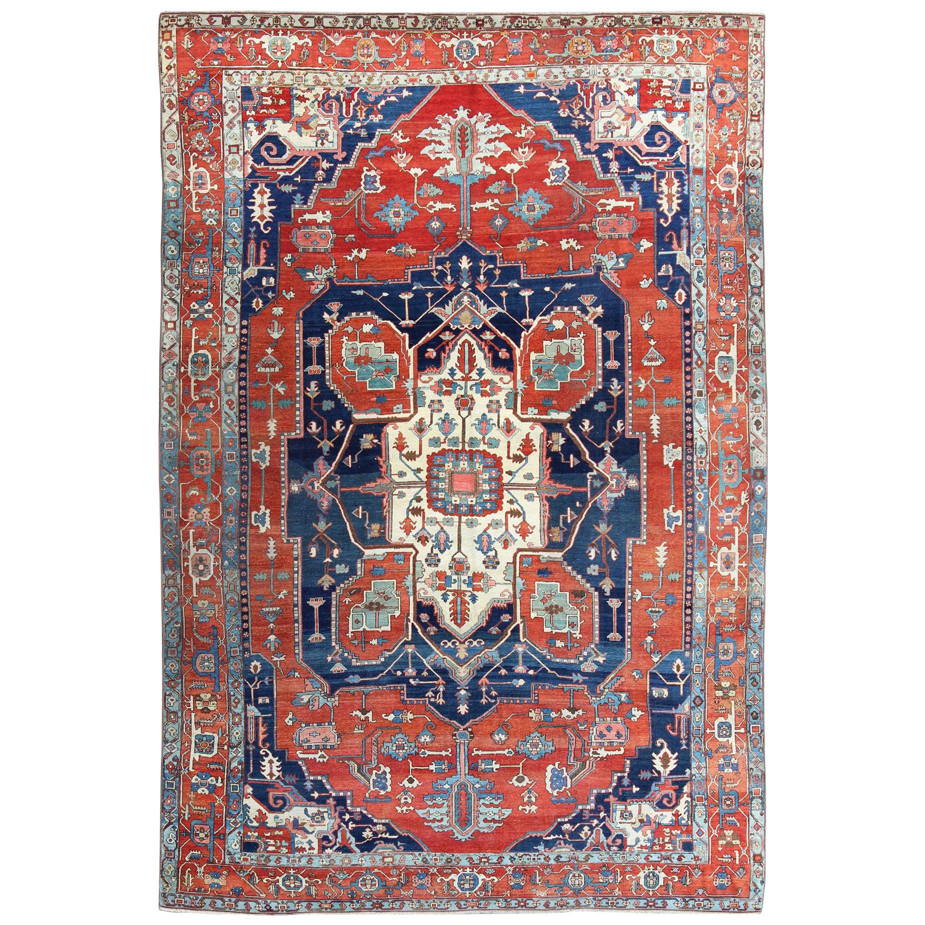 Large Antique Persian Fine Weave Serapi Rug with Bold Geometric Medallion For Sale