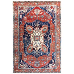 Großer antiker persischer Serapi-Teppich aus feinem Gewebe mit kühnem geometrischem Medaillon