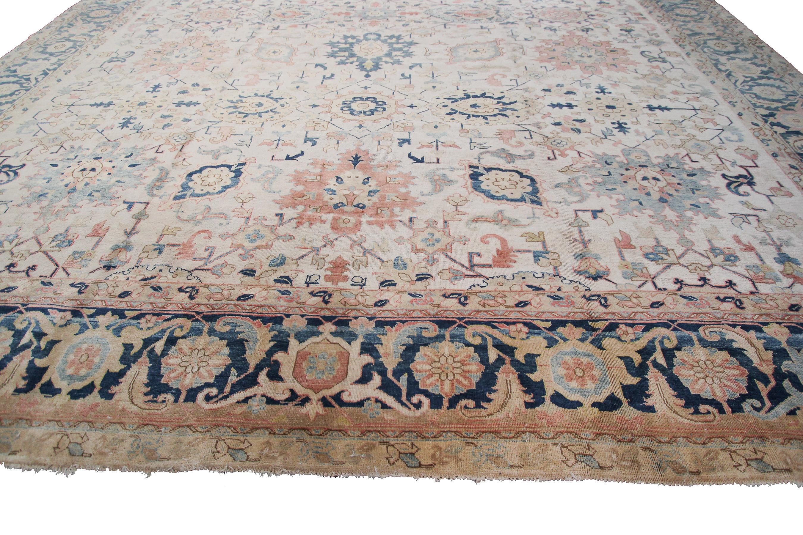 Early 20th Century Large Antique Persian Heriz Serapi Rug Ivory Geometric For Sale