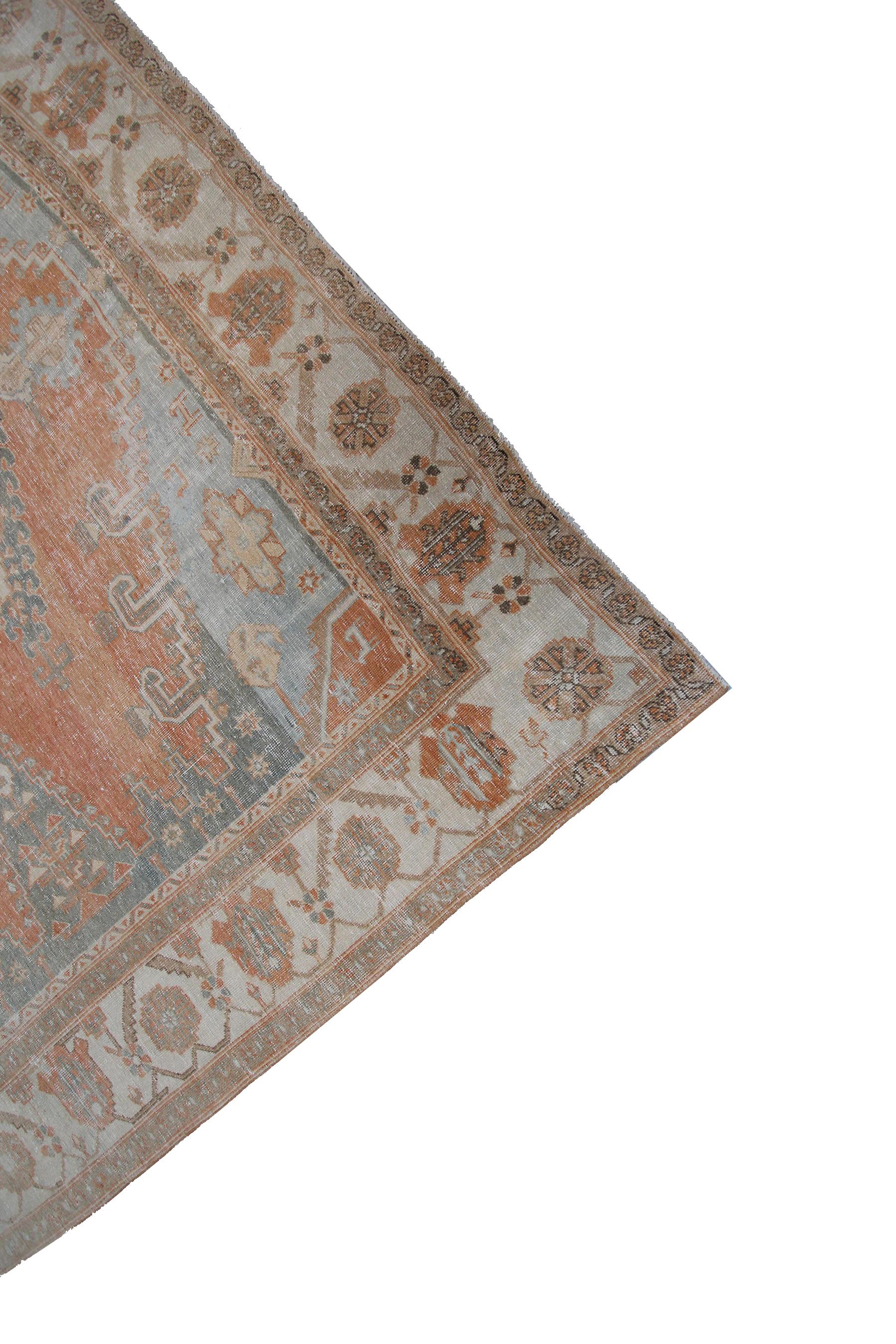 Großer antiker persischer Heriz-Serapi-Teppich, neutral, geometrisch, 9x12, antik, Heriz (Handgeknüpft) im Angebot